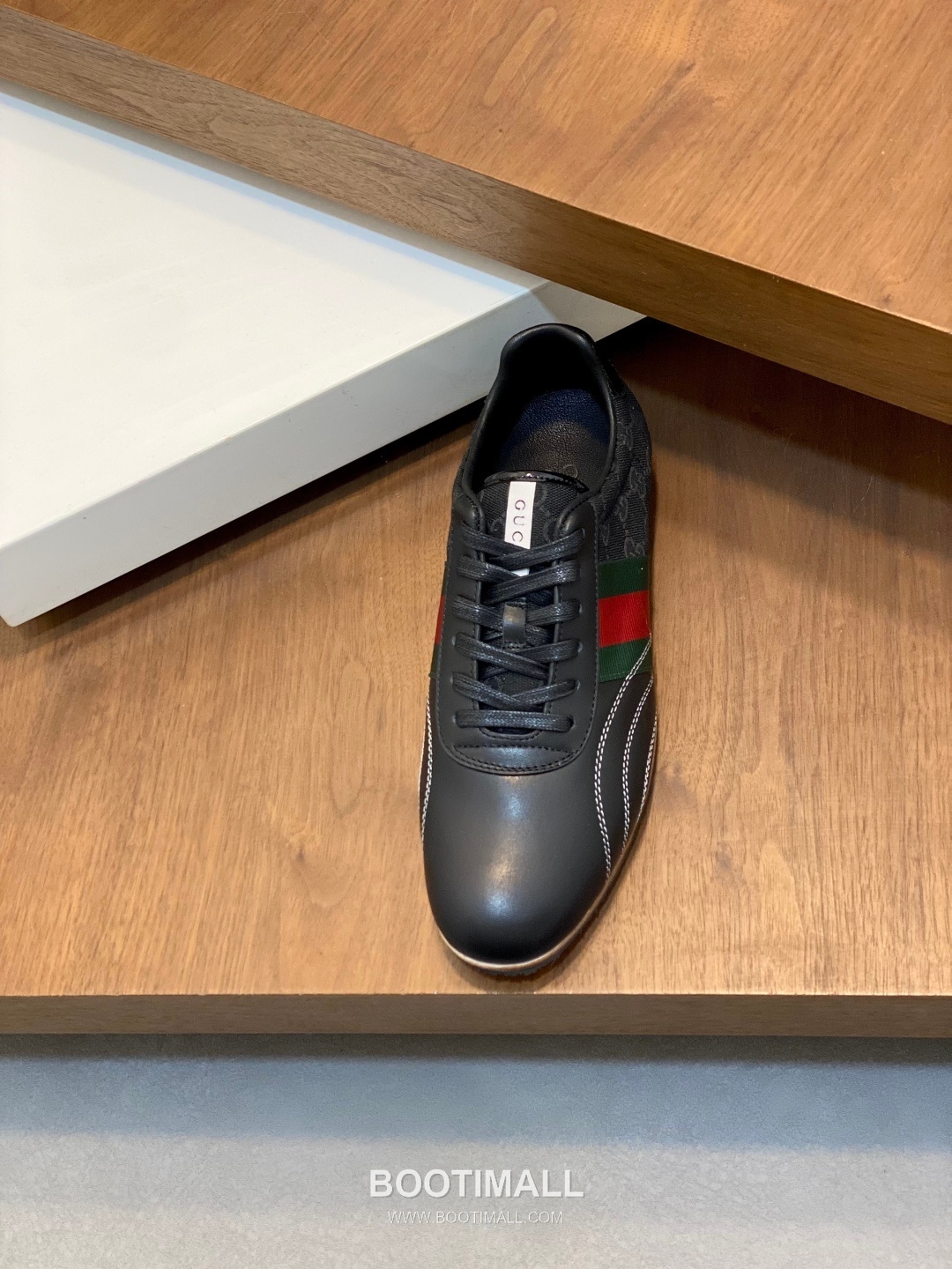 ## 신발 제품 스펙 분석
Gucci GG Canvas Suede Sneakers 구찌 GG 캔버스 스웨이드 스니커즈 645029 6