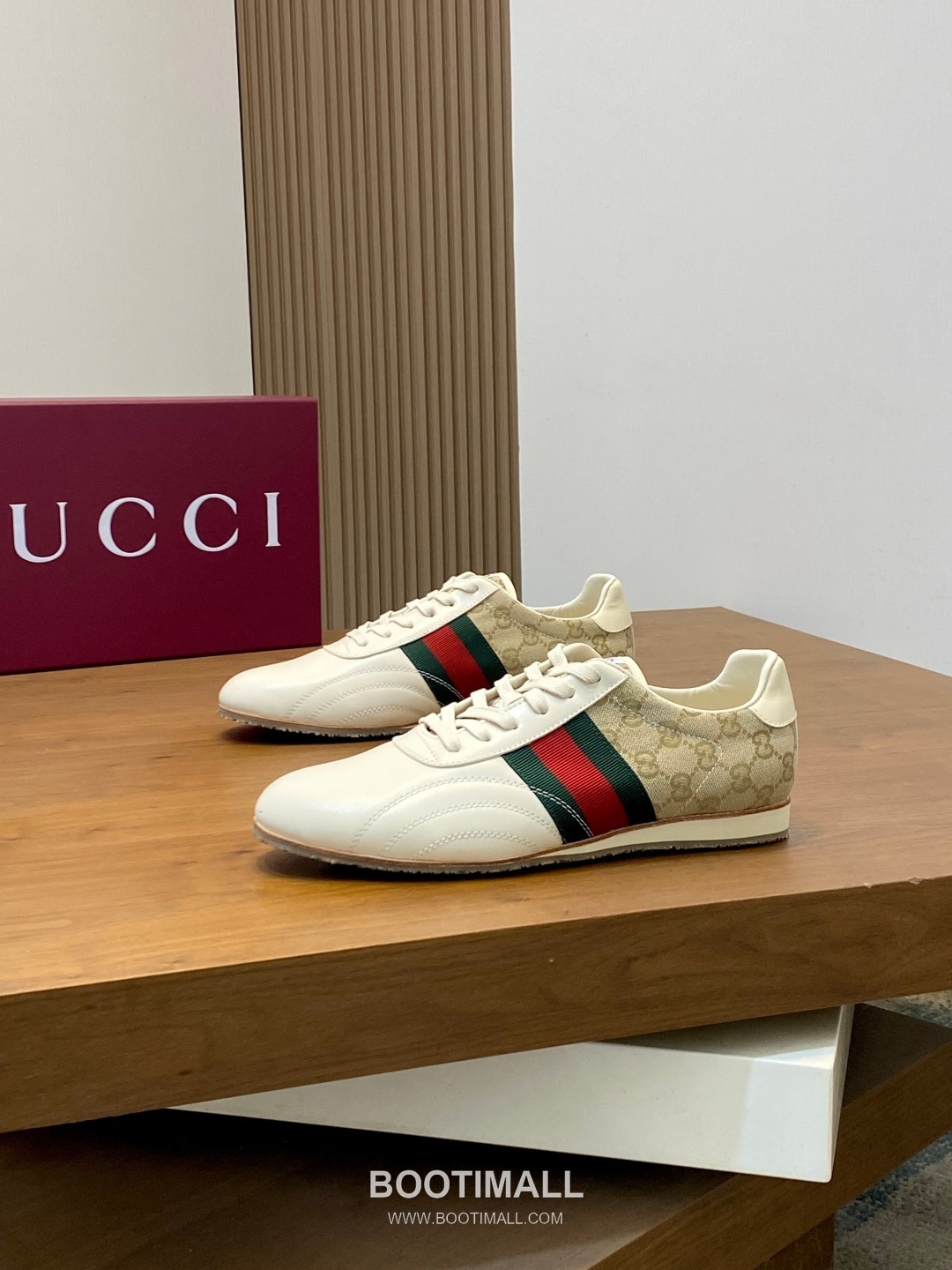 ## 신발 제품 스펙 분석
Gucci GG Canvas Suede Sneakers 구찌 GG 캔버스 스웨이드 스니커즈 645029 3