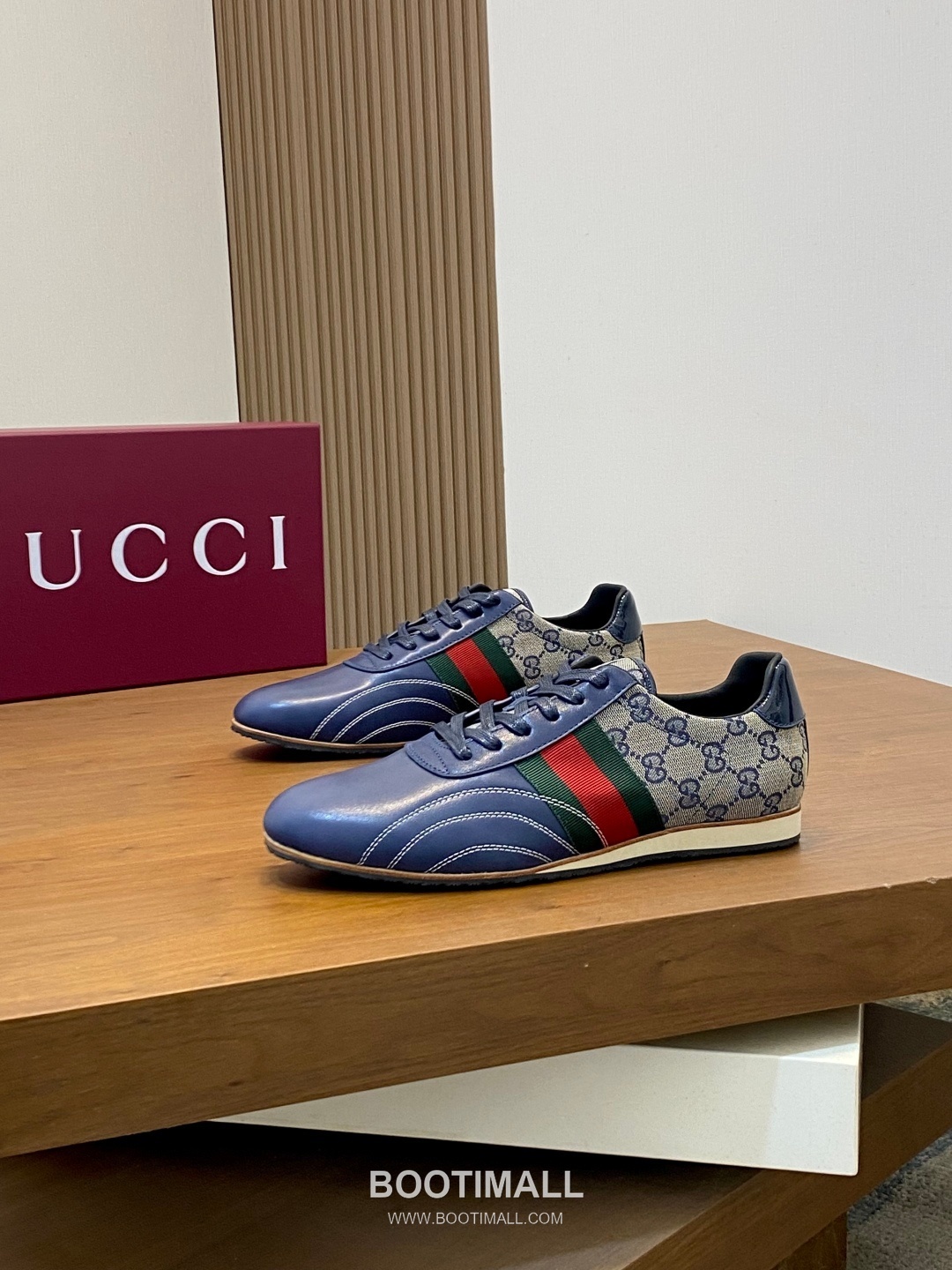 ## 신발 제품 스펙 분석

Gucci GG Canvas Suede Sneakers 구찌 GG 캔버스 스웨이드 스니커즈 645029 3