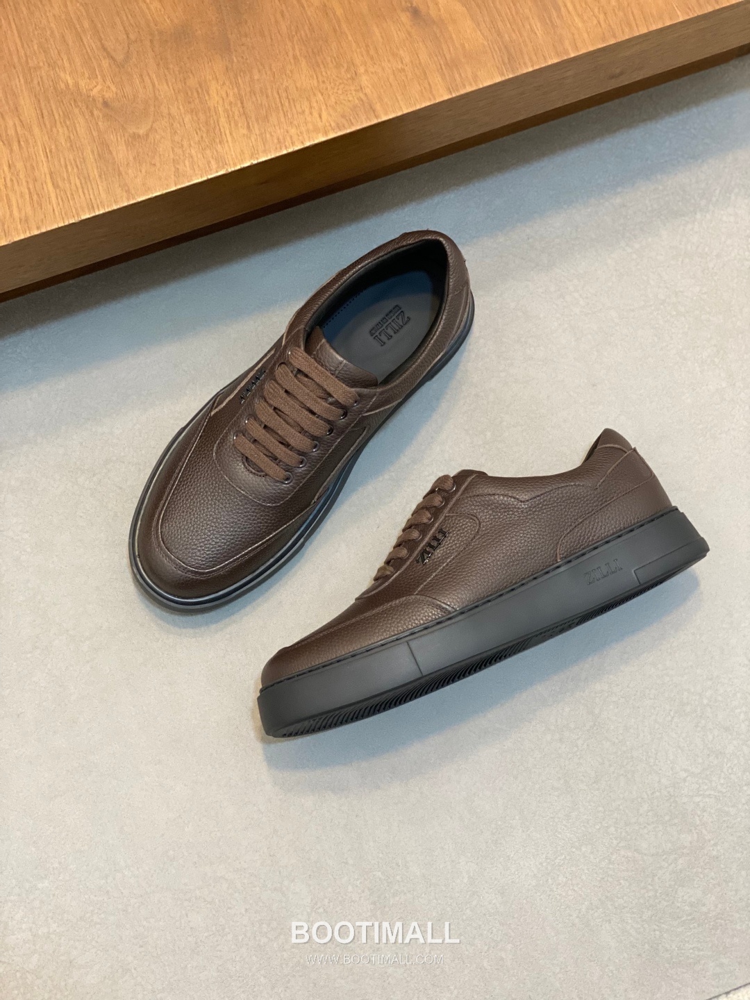 ## 신발 제품 스펙 분석

ZILLI Grained Leather Sneakers 질리 그레인 레더 스니커즈 5