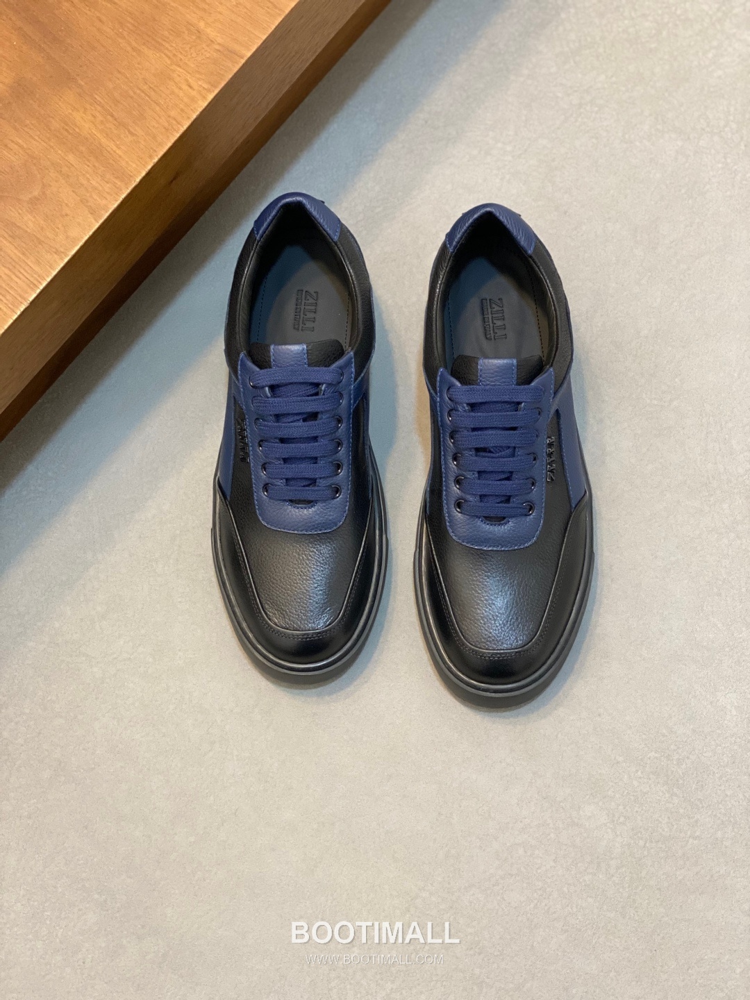 ## 신발 제품 스펙 분석

ZILLI Grained Leather Sneakers 질리 그레인 레더 스니커즈 1