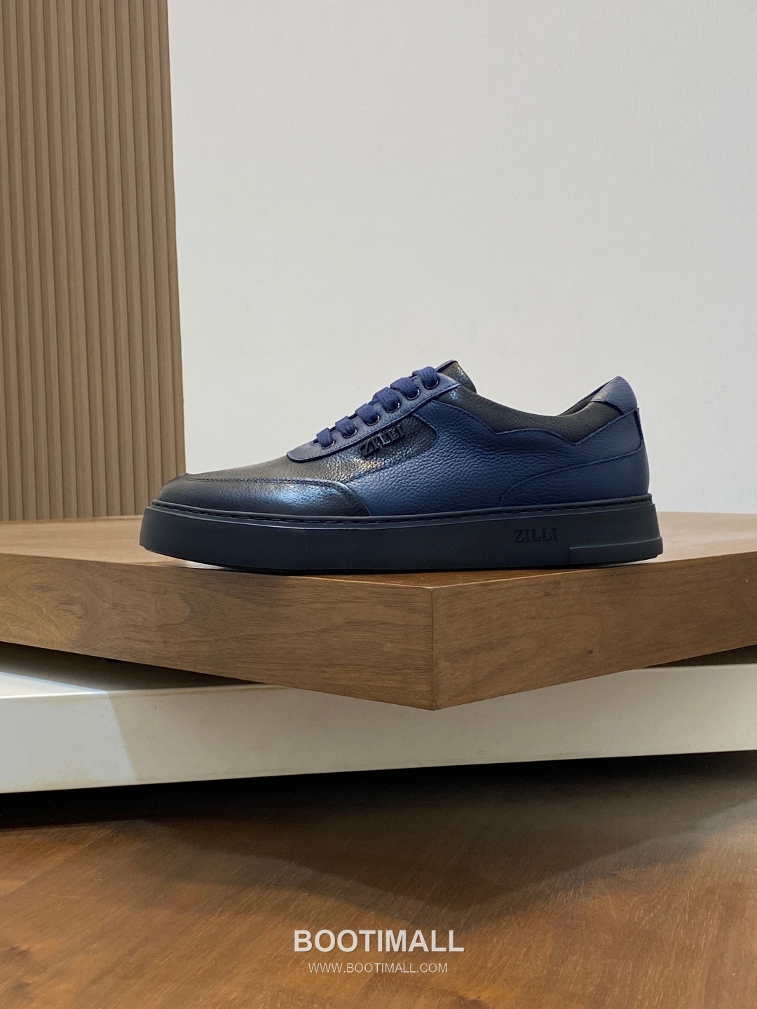 ## 신발 제품 스펙 분석

ZILLI Grained Leather Sneakers 질리 그레인 레더 스니커즈 2