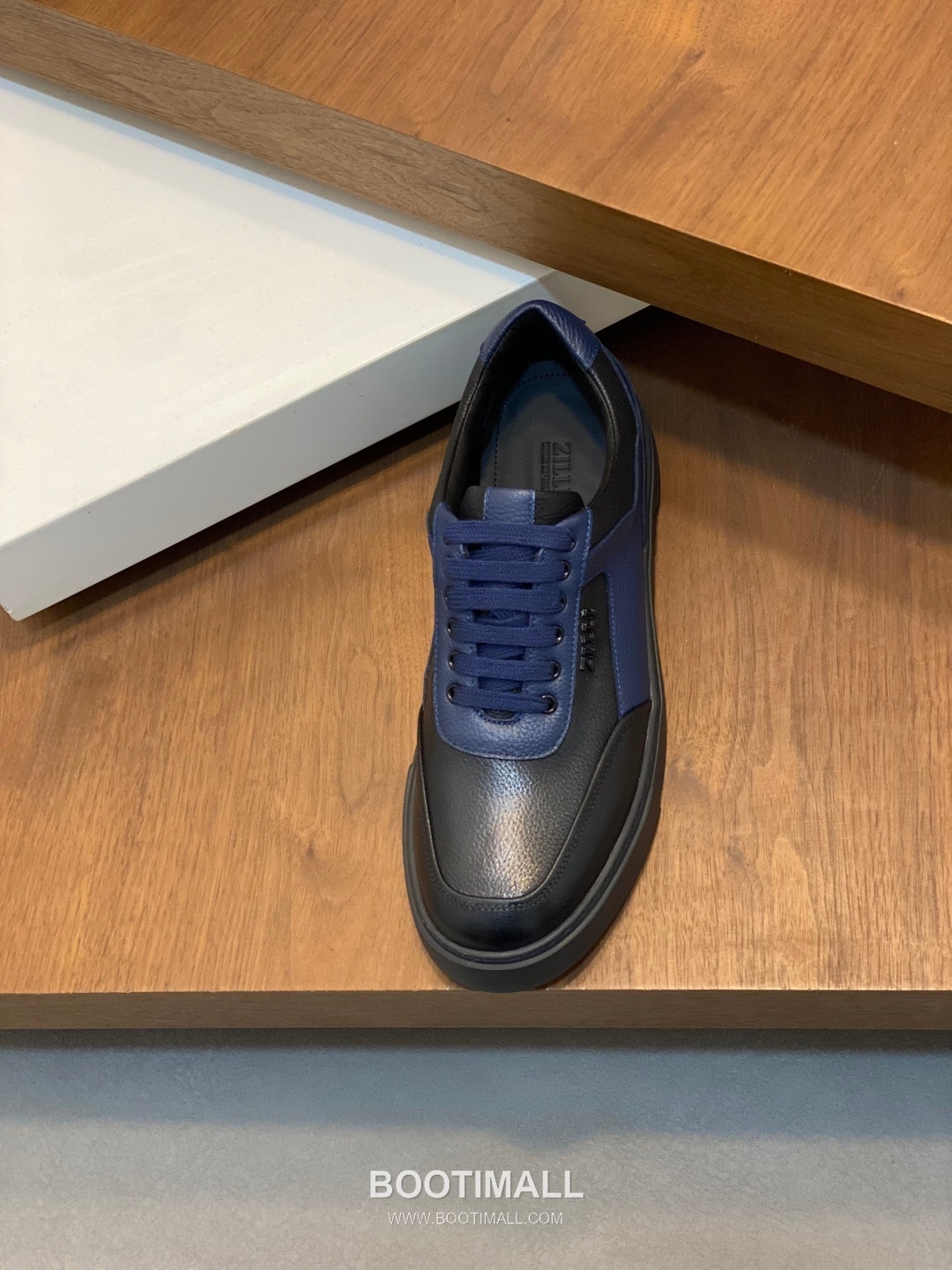 ## 신발 제품 스펙 분석

ZILLI Grained Leather Sneakers 질리 그레인 레더 스니커즈 6