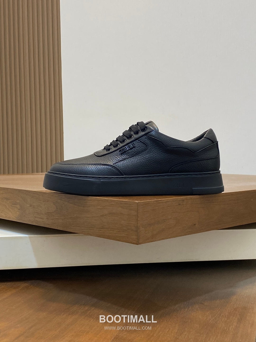 ## 신발 제품 스펙 분석

ZILLI Grained Leather Sneakers 질리 그레인 레더 스니커즈 2