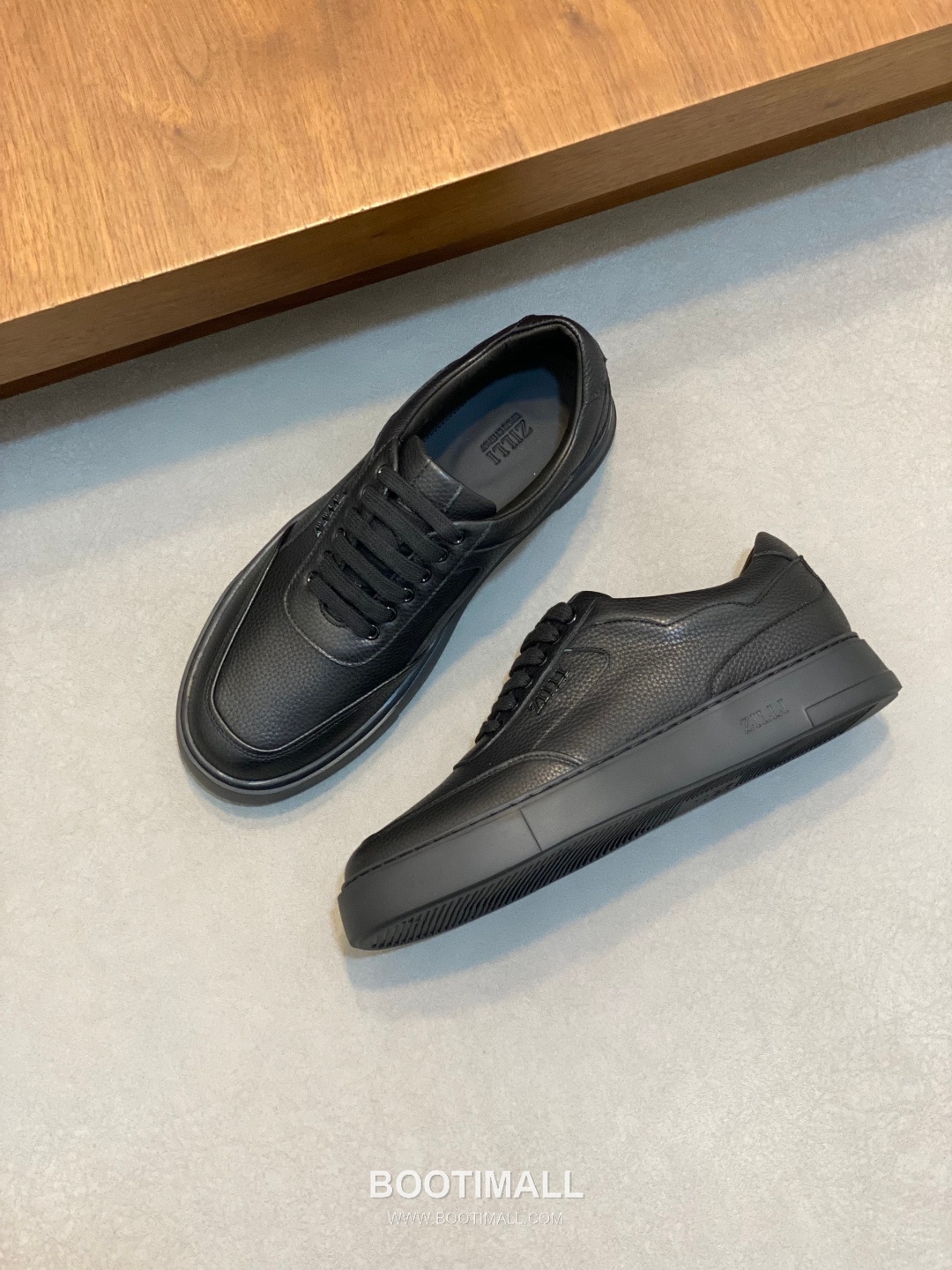 ## 신발 제품 스펙 분석

ZILLI Grained Leather Sneakers 질리 그레인 레더 스니커즈 5