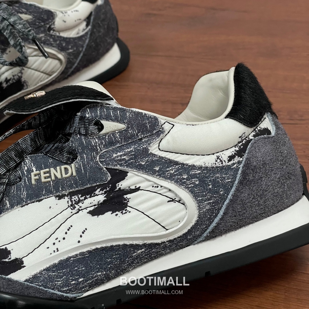 ## 신발 제품 스펙 분석
Fendi Wave Pulse Sneakers 펜디 웨이브 펄스 스니커즈 7E1392 8