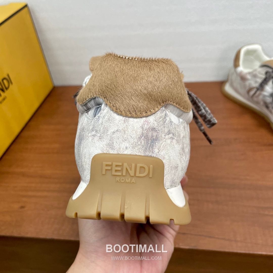 ## 신발 제품 스펙 분석

Fendi Wave Pulse Sneakers 펜디 웨이브 펄스 스니커즈 7E1392 5