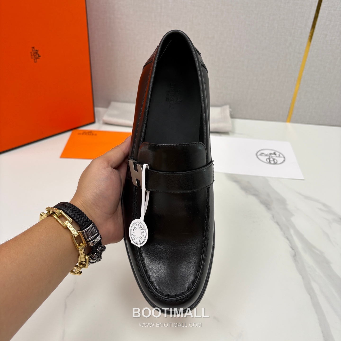 ## 신발 제품 스펙 분석

Hermès Milton Leather Loafers 에르메스 밀턴 레더 로퍼 7