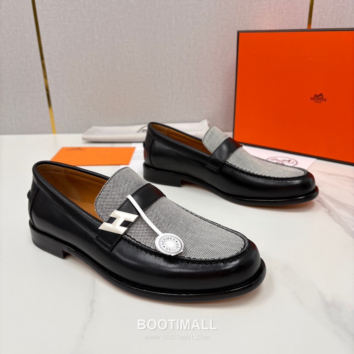## 신발 제품 스펙 분석

Hermès Milton Leather Loafers 에르메스 밀턴 레더 로퍼 3