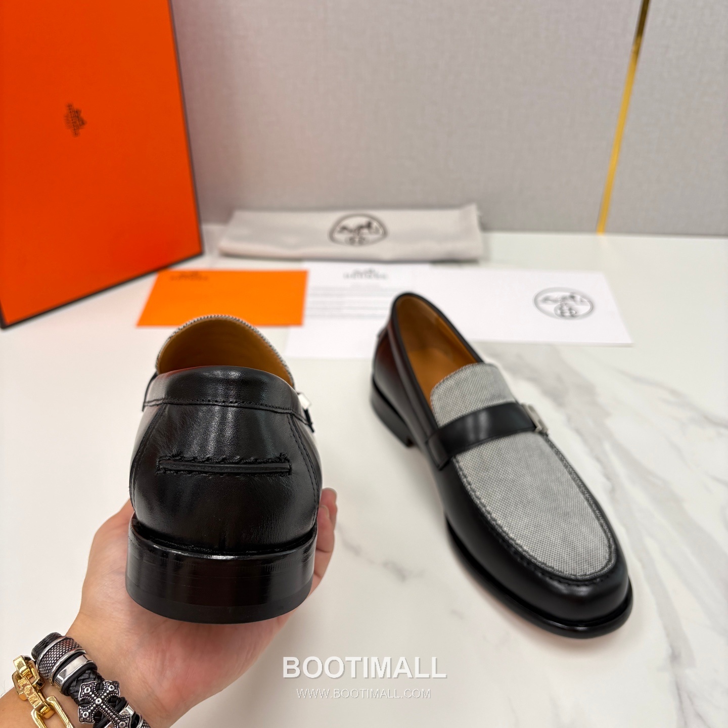 ## 신발 제품 스펙 분석

Hermès Milton Leather Loafers 에르메스 밀턴 레더 로퍼 9