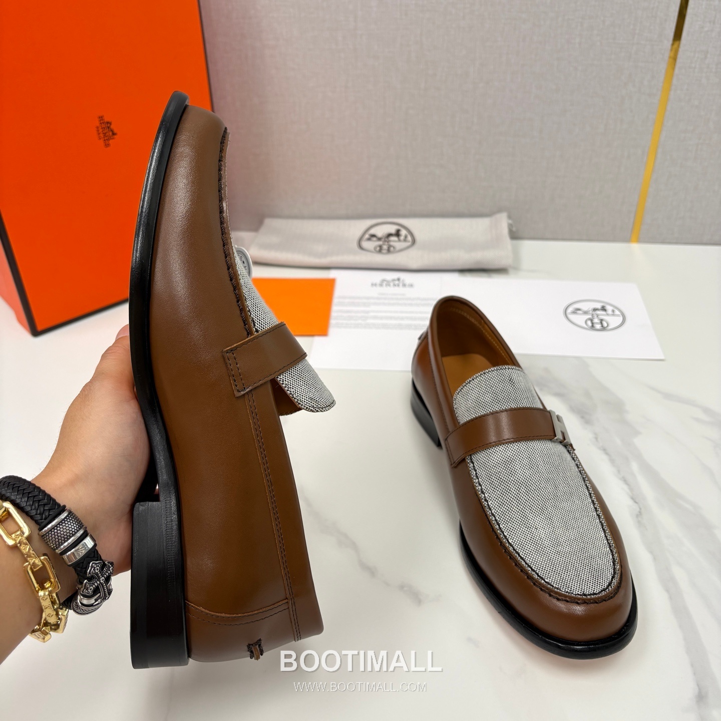 ## 신발 제품 스펙 분석
Hermès Milton Leather Loafers 에르메스 밀턴 레더 로퍼 8