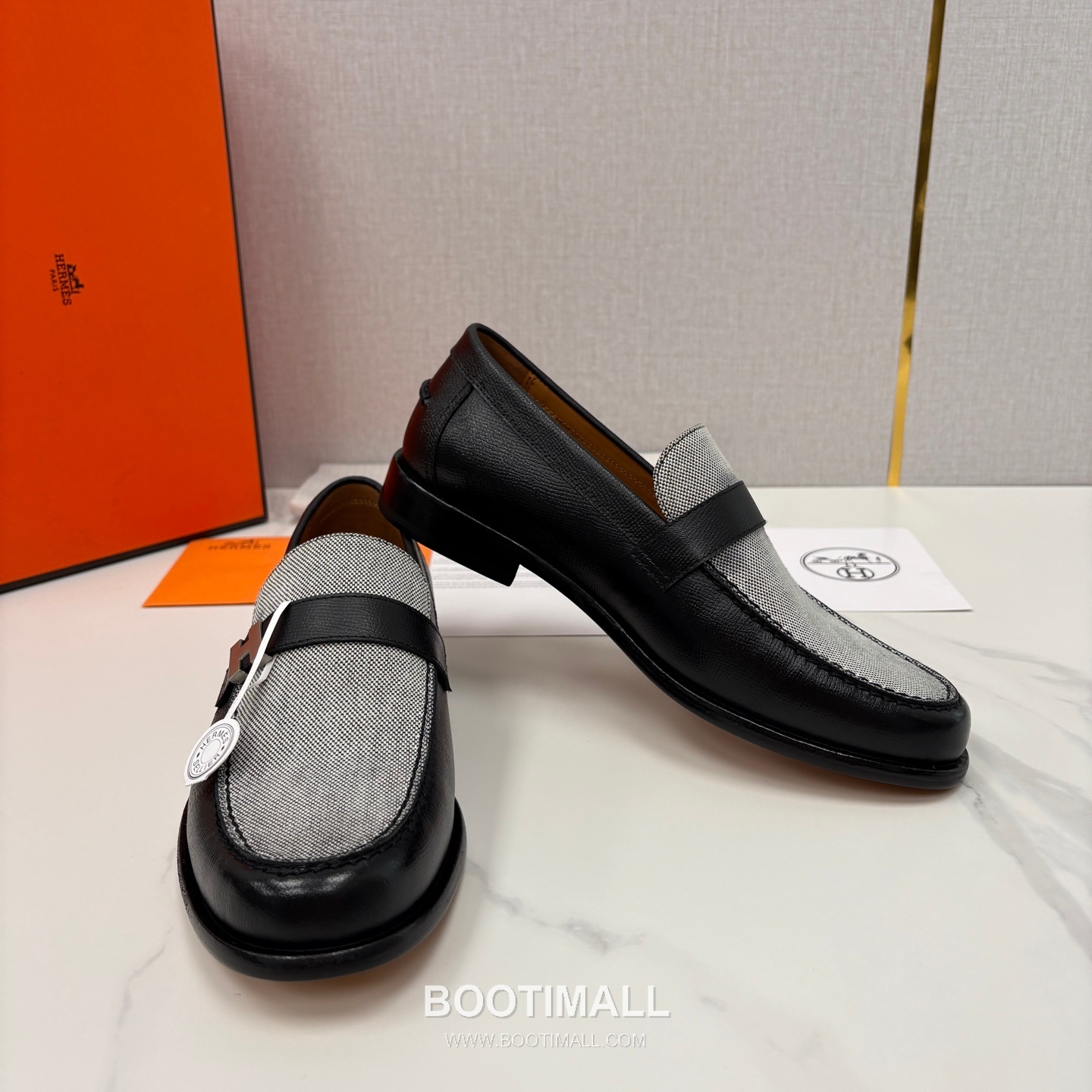 ## 신발 제품 스펙 분석
Hermès Milton Leather Loafers 에르메스 밀턴 레더 로퍼 4