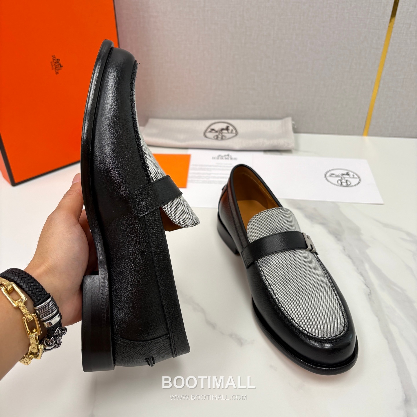 ## 신발 제품 스펙 분석
Hermès Milton Leather Loafers 에르메스 밀턴 레더 로퍼 8