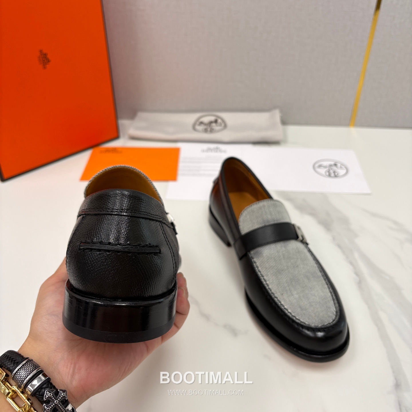## 신발 제품 스펙 분석
Hermès Milton Leather Loafers 에르메스 밀턴 레더 로퍼 9