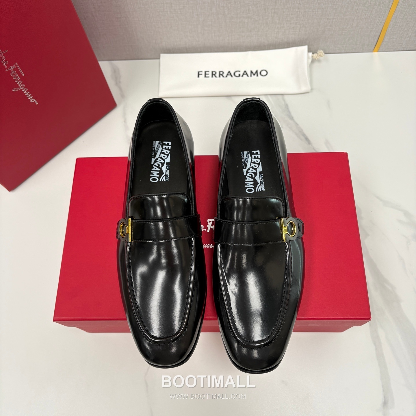 ## 신발 제품 스펙 분석

Salvatore Ferragamo Gancini Leather Loafers 살바토레 페라가모 간치니 레더 로퍼 1