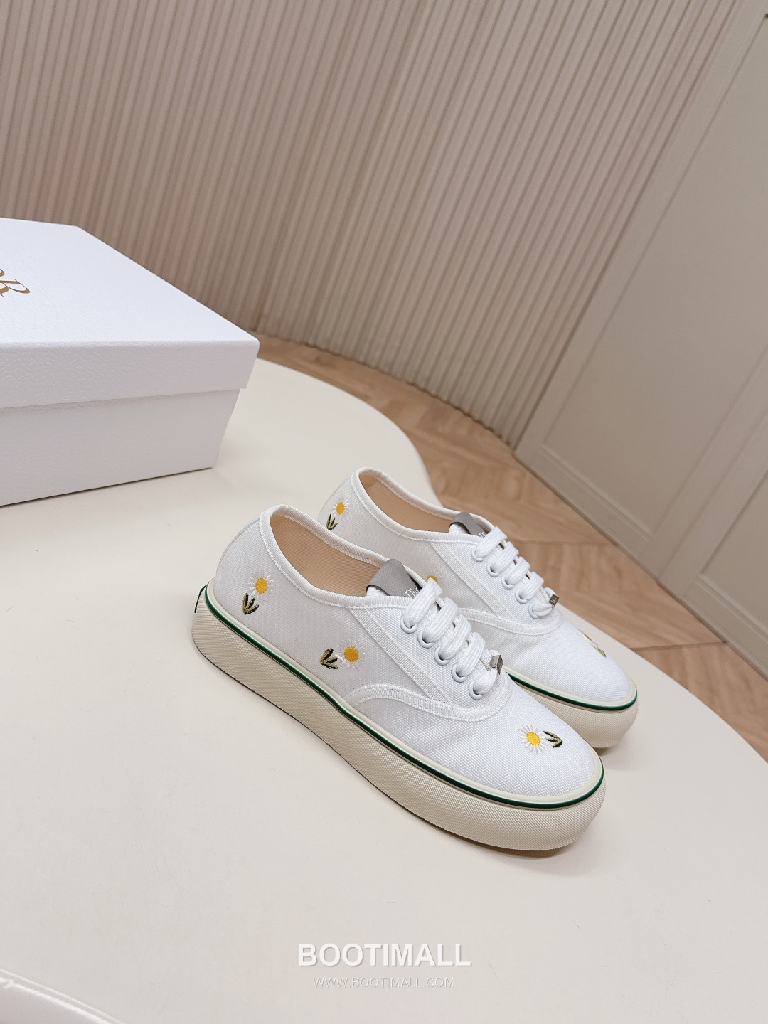 Dior Saltwind Oblique Canvas Lace Sneakers 디올 솔트윈드 오블리크 캔버스 레이스 스니커즈 1