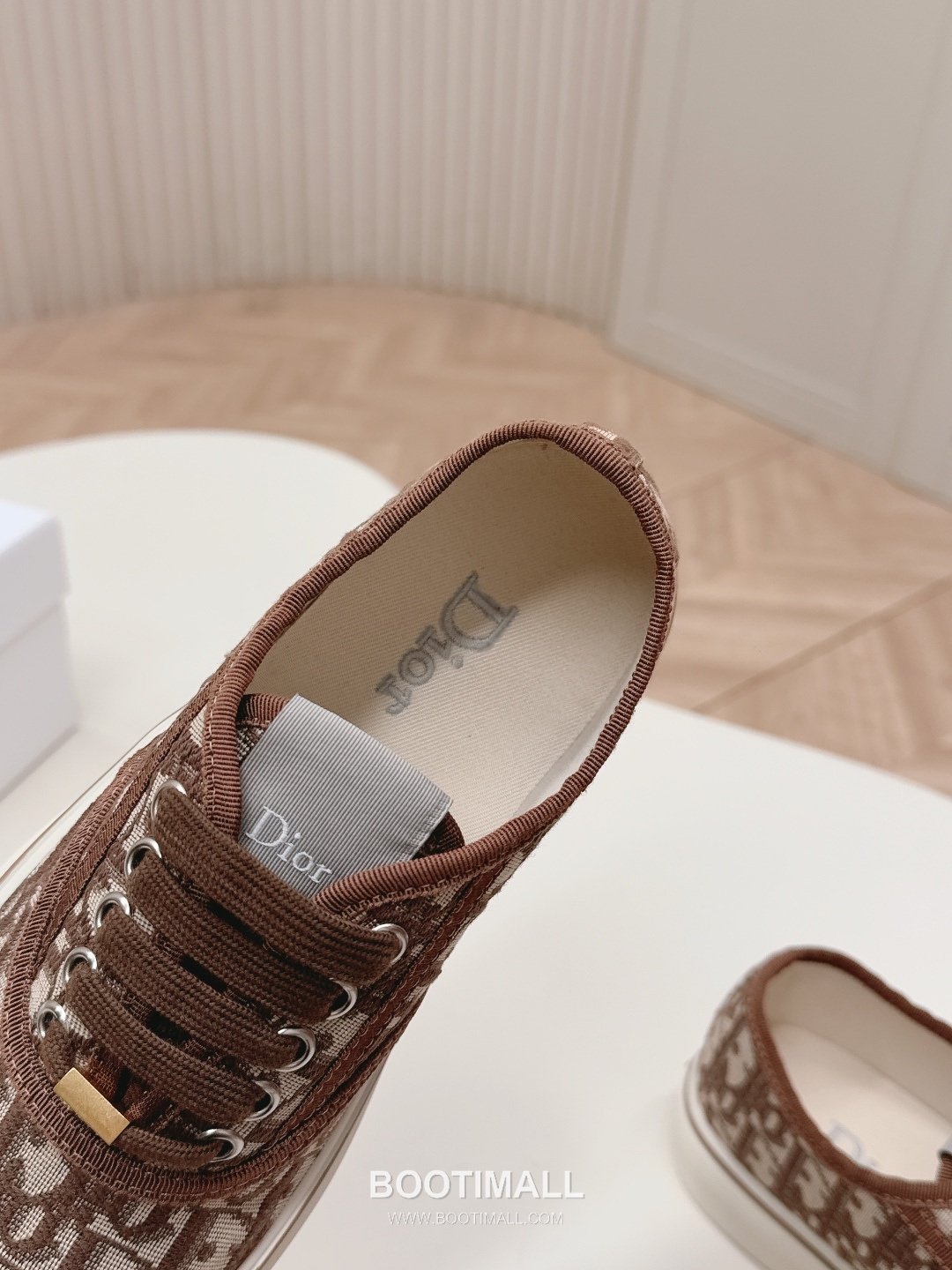 Dior Saltwind Oblique Canvas Lace Sneakers Couple 디올 솔트윈드 오블리크 캔버스 레이스 스니커즈 커플 모델 3