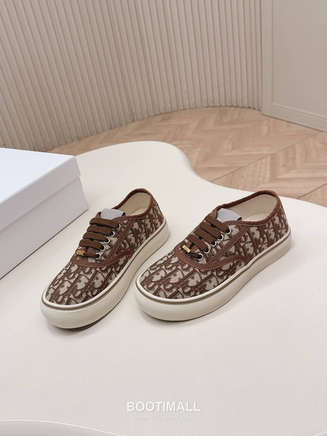 Dior Saltwind Oblique Canvas Lace Sneakers Couple 디올 솔트윈드 오블리크 캔버스 레이스 스니커즈 커플 모델 6