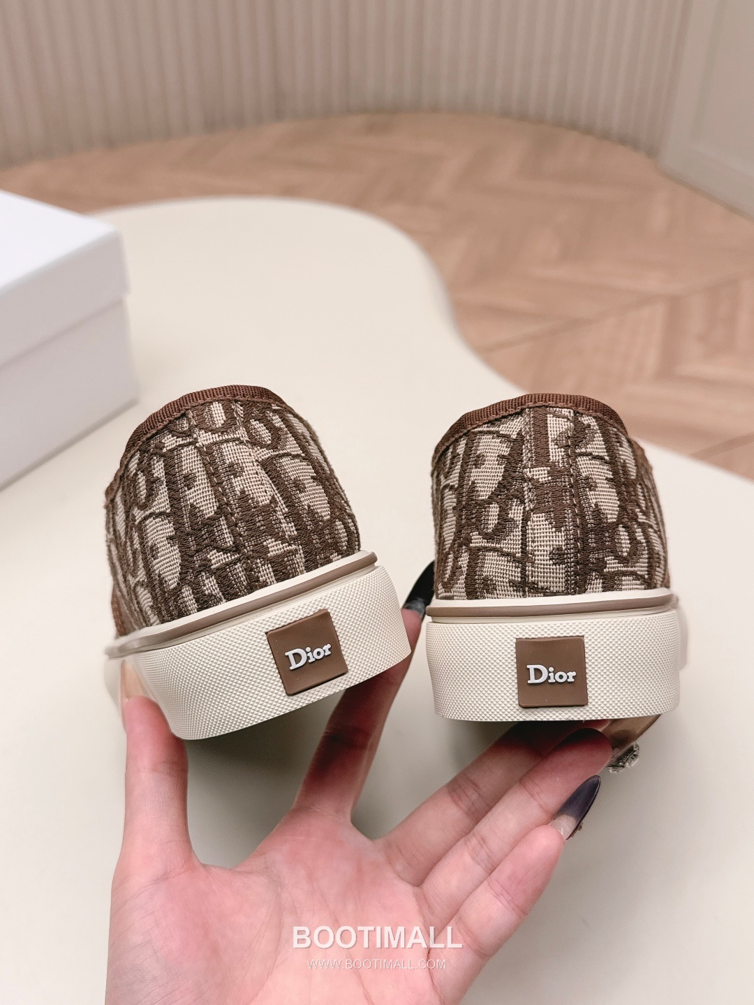 Dior Saltwind Oblique Canvas Lace Sneakers Couple 디올 솔트윈드 오블리크 캔버스 레이스 스니커즈 커플 모델 8