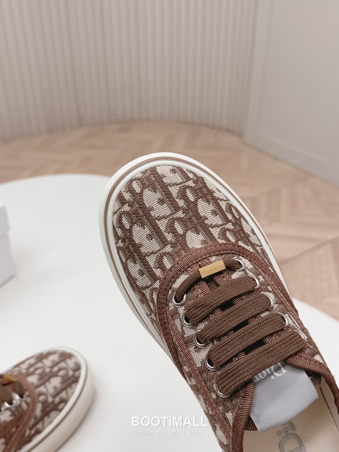 Dior Saltwind Oblique Canvas Lace Sneakers Couple 디올 솔트윈드 오블리크 캔버스 레이스 스니커즈 커플 모델 9