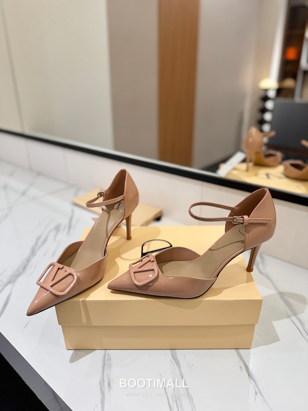 Valentino Garavani VLogo Patent Leather Slingback Pumps 발렌티노 가라바니 V로고 페이턴트 슬링백 펌프스 6