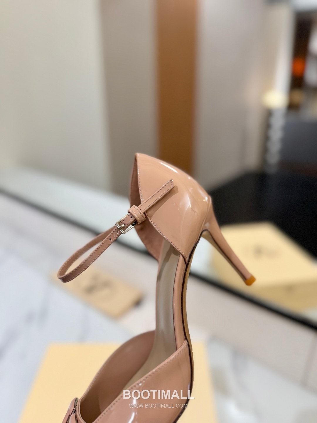 Valentino Garavani VLogo Patent Leather Slingback Pumps 발렌티노 가라바니 V로고 페이턴트 슬링백 펌프스 8