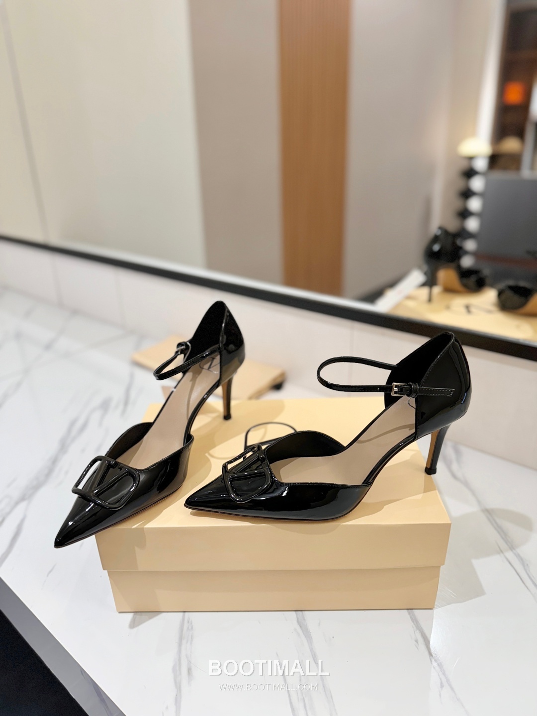Valentino Garavani VLogo Patent Leather Slingback Pumps 발렌티노 가라바니 V로고 페이턴트 슬링백 펌프스 6