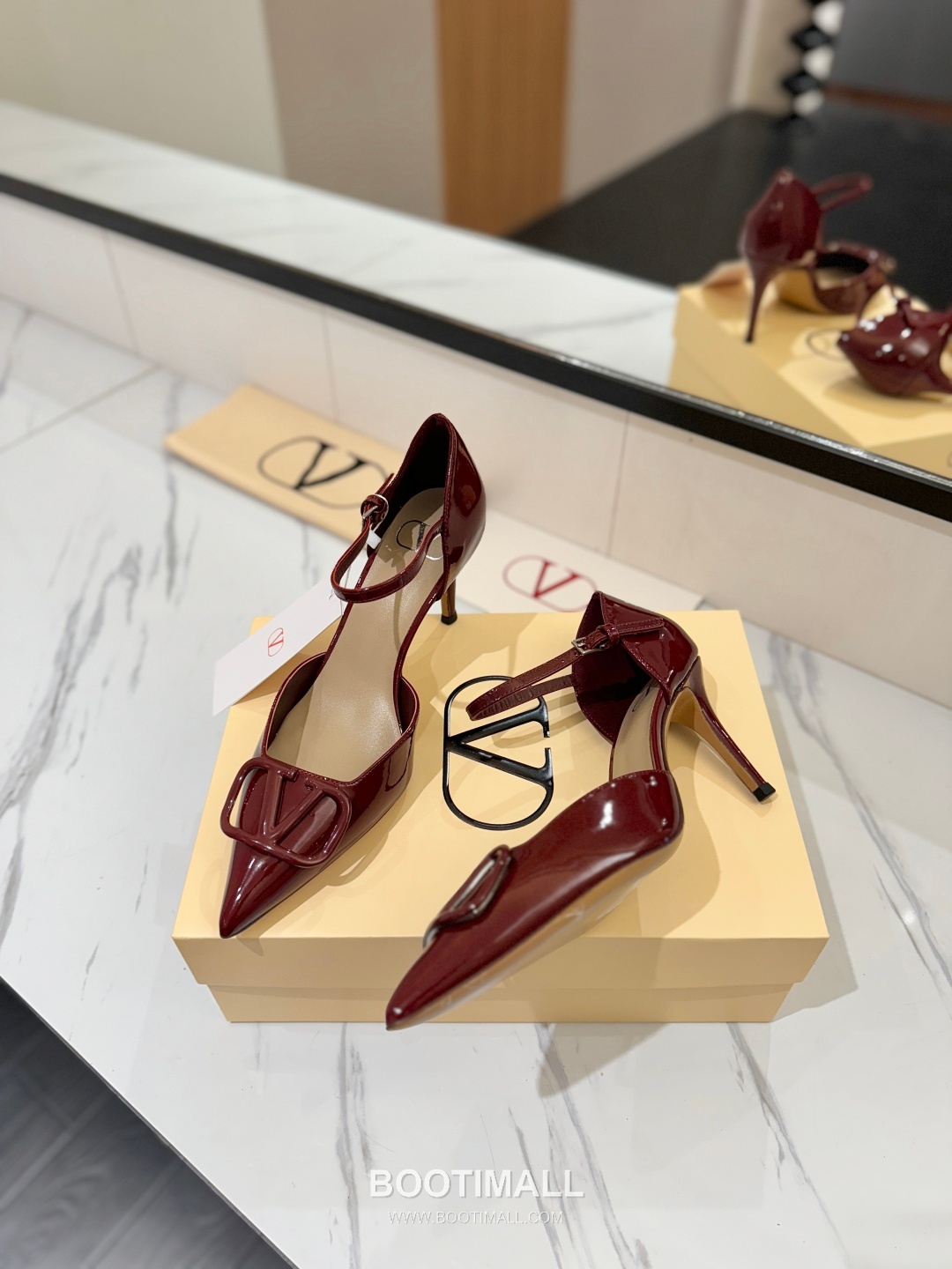 Valentino Garavani VLogo Patent Leather Slingback Pumps 발렌티노 가라바니 V로고 페이턴트 슬링백 펌프스 5