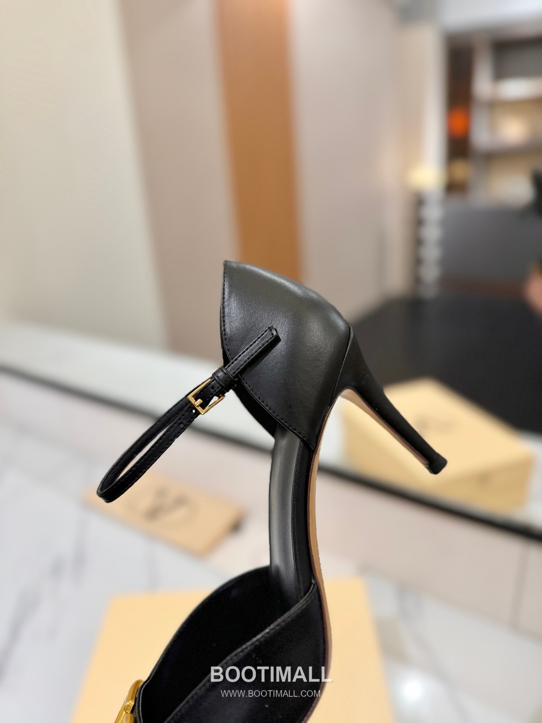 Valentino Garavani VLogo Patent Leather Slingback Pumps 발렌티노 가라바니 V로고 페이턴트 슬링백 펌프스 7