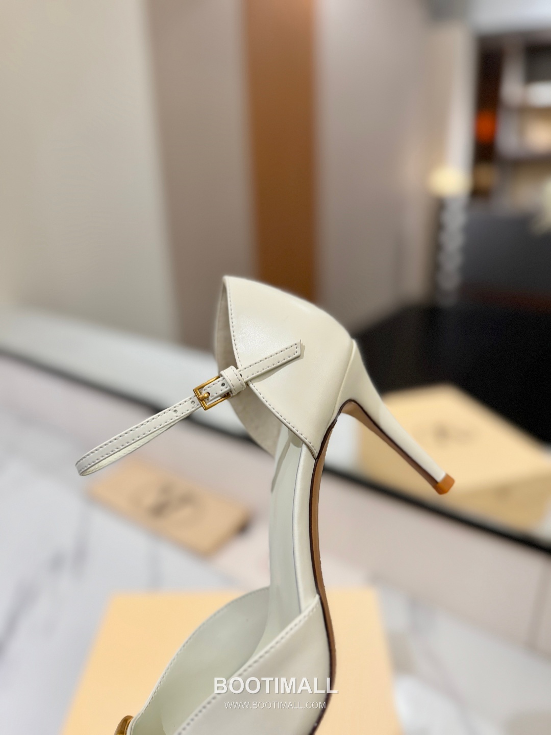 Valentino Garavani VLogo Patent Leather Slingback Pumps 발렌티노 가라바니 V로고 페이턴트 슬링백 펌프스 8