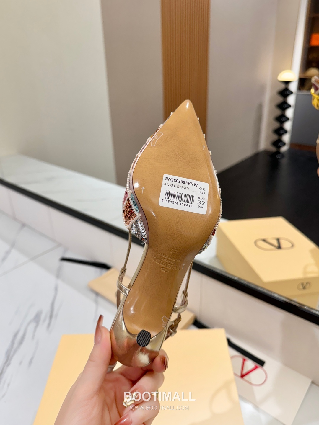 Valentino Garavani VLogo Patent Leather Slingback Pumps 발렌티노 가라바니 V로고 페이턴트 슬링백 펌프스 9