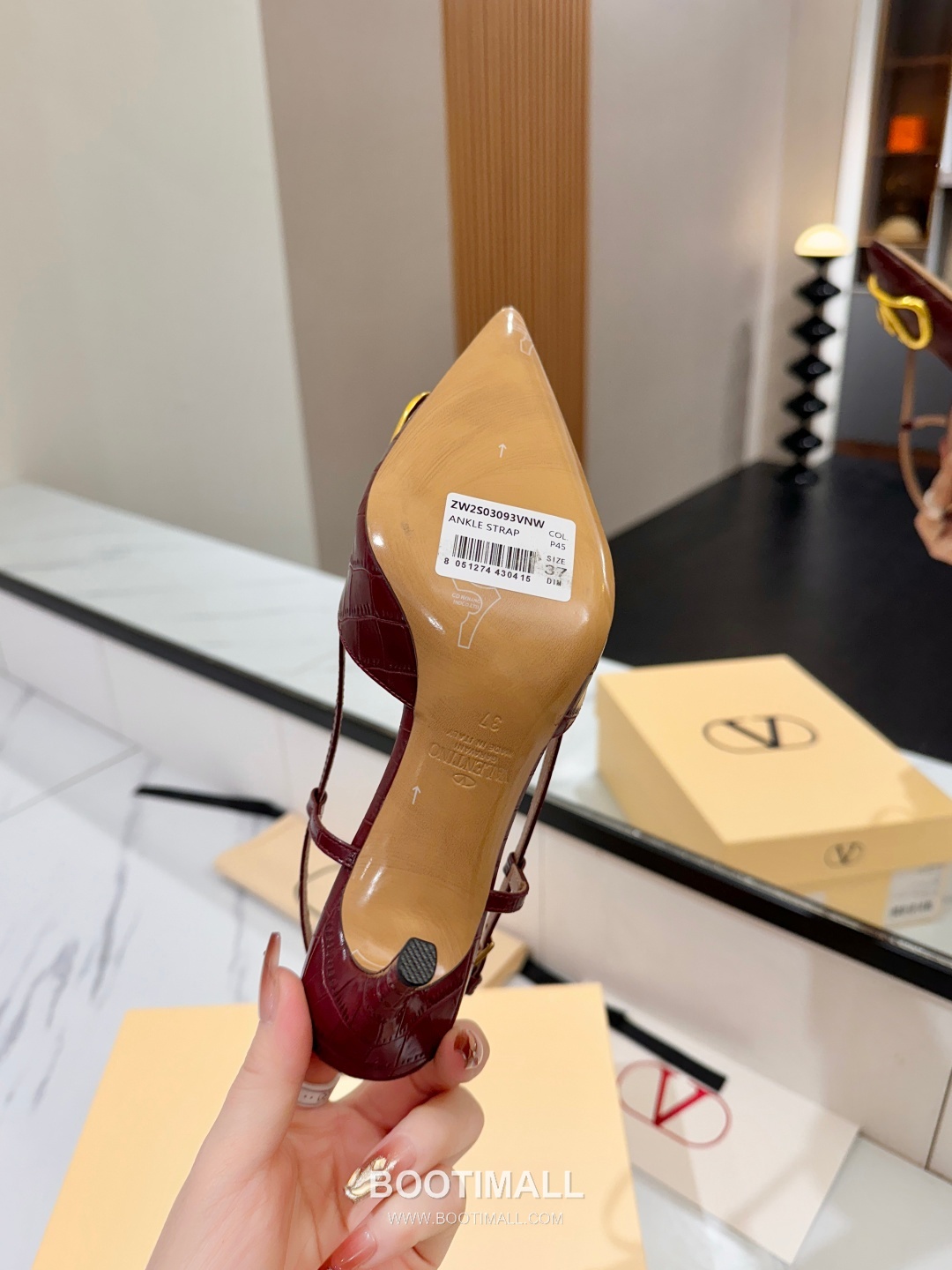 Valentino Garavani VLogo Patent Leather Slingback Pumps 발렌티노 가라바니 V로고 페이턴트 슬링백 펌프스 9