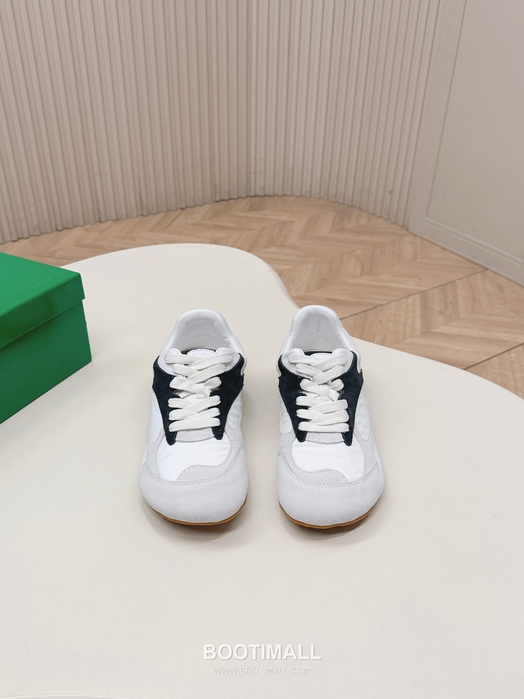 Bottega Veneta Orbit Flash Nylon Suede Sneakers 보테가 베네타 오르빗 플래시 나일론 스웨이드 스니커즈 2026 1