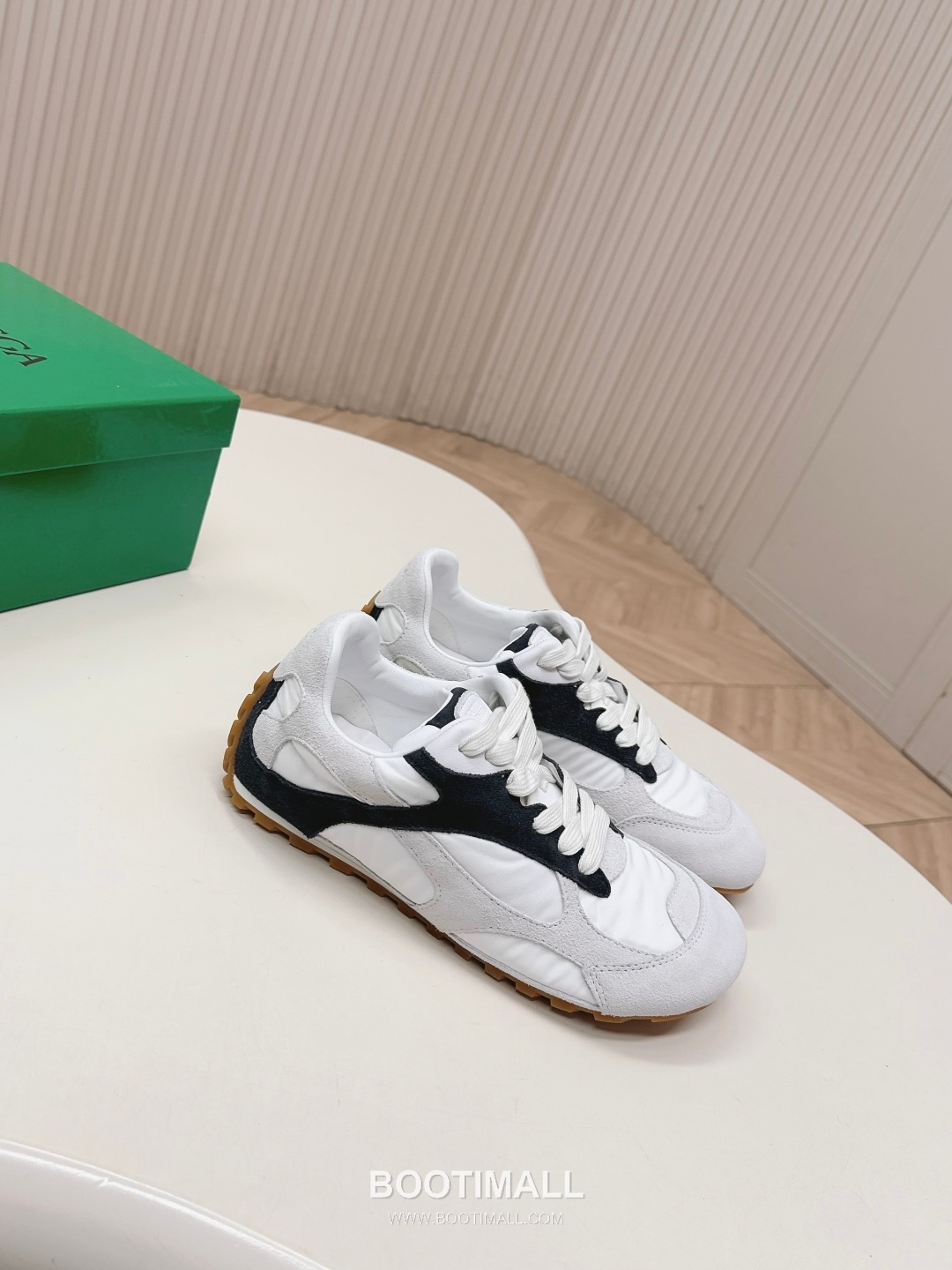 Bottega Veneta Orbit Flash Nylon Suede Sneakers 보테가 베네타 오르빗 플래시 나일론 스웨이드 스니커즈 2026 2