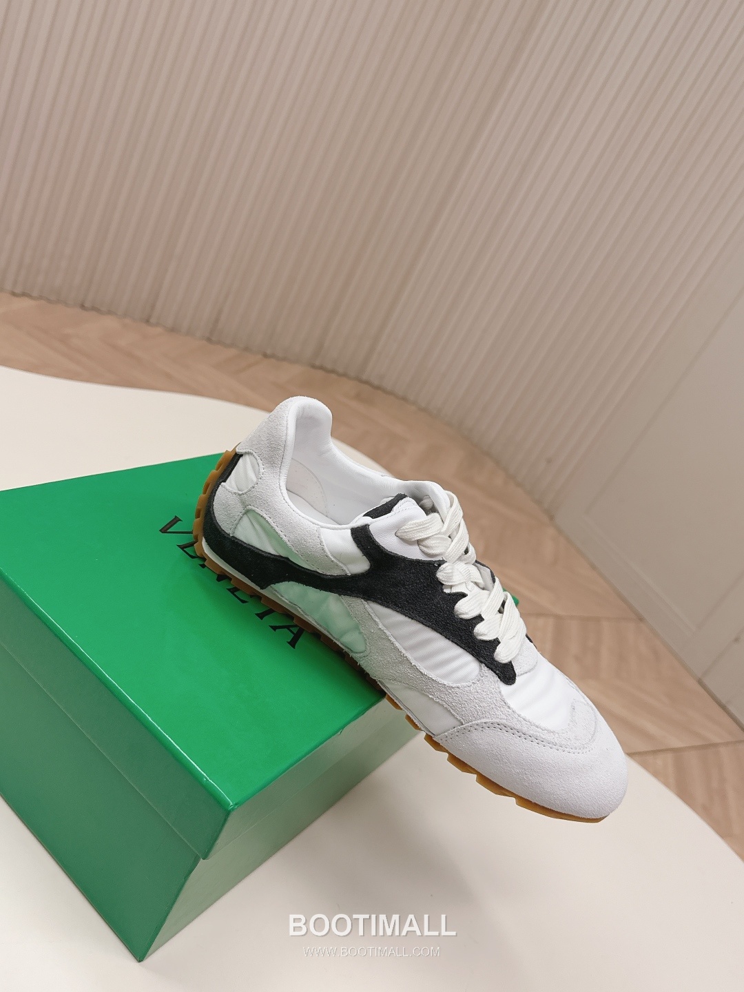 Bottega Veneta Orbit Flash Nylon Suede Sneakers 보테가 베네타 오르빗 플래시 나일론 스웨이드 스니커즈 2026 4