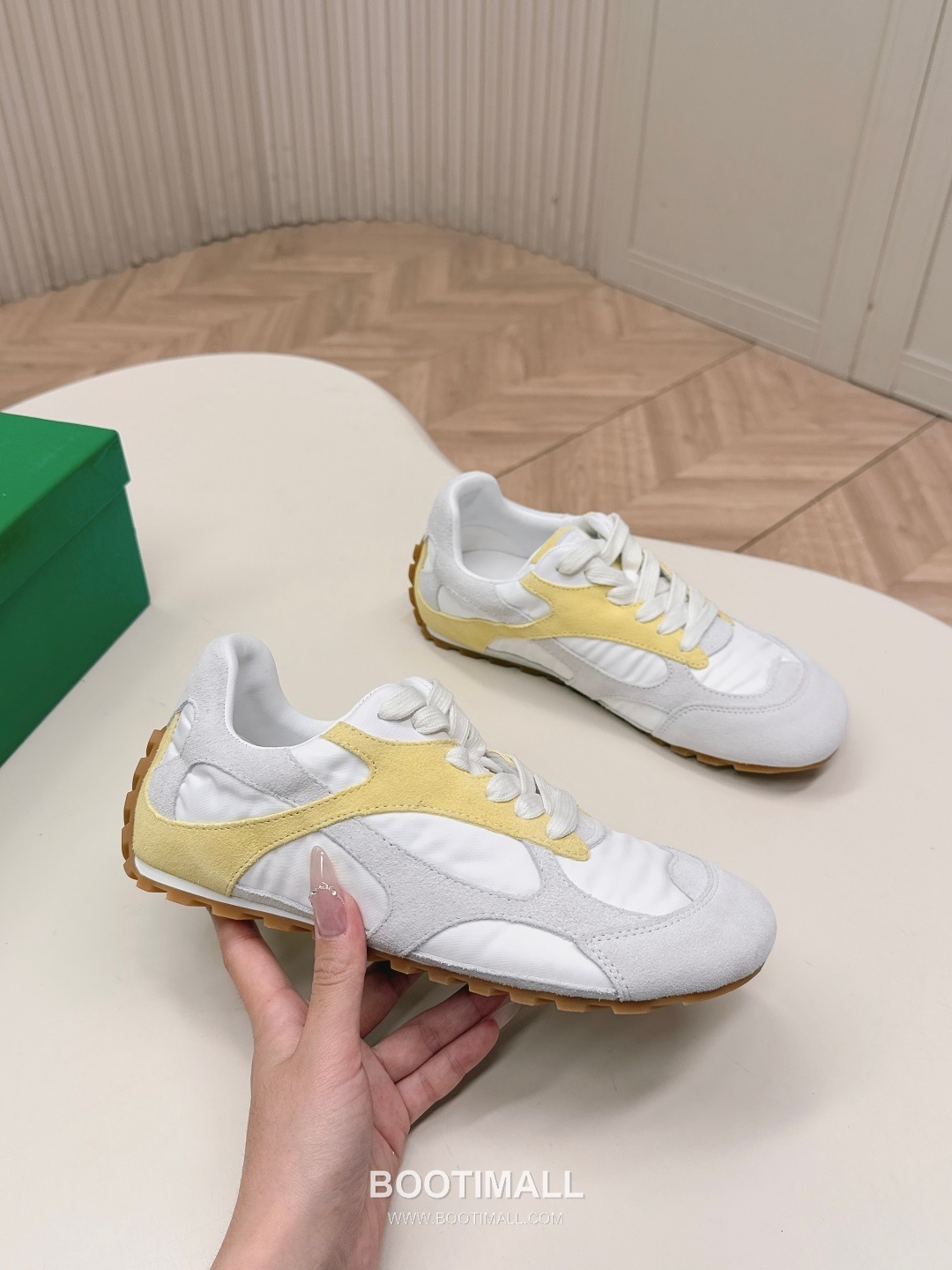 Bottega Veneta Orbit Flash Nylon Suede Sneakers 보테가 베네타 오르빗 플래시 나일론 스웨이드 스니커즈 2026 2