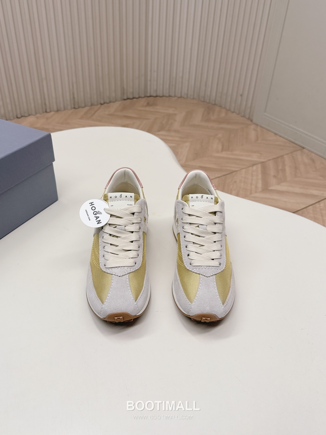 Hogan Rainbow Trainer Sneakers 호건 레인보우 트레이너 스니커즈 2026 1