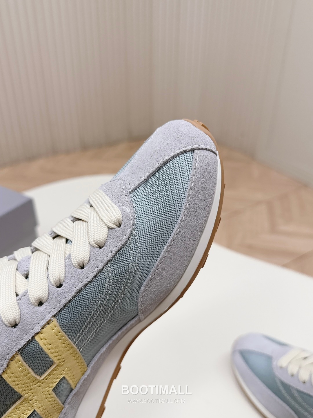 Hogan Rainbow Trainer Sneakers 호건 레인보우 트레이너 스니커즈 2026 3