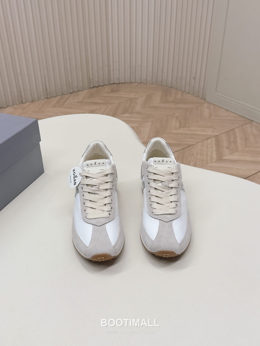 Hogan Rainbow Trainer Sneakers 호건 레인보우 트레이너 스니커즈 2026 1