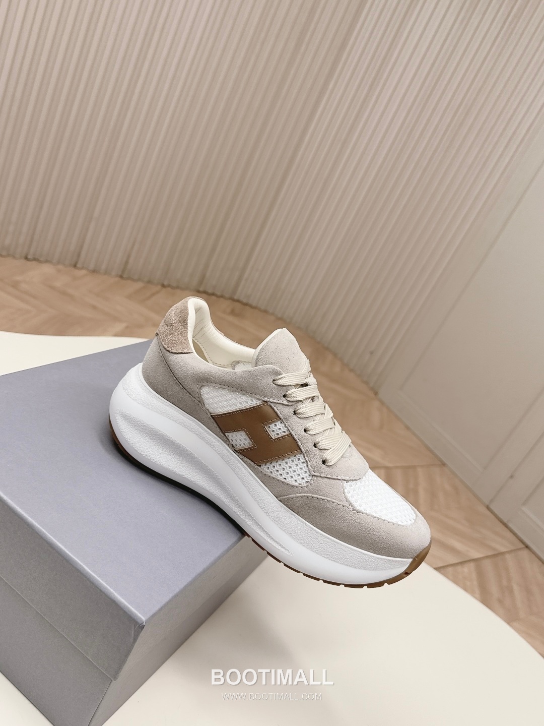 Hogan Puffy Platform Sneakers 호건 퍼피 플랫폼 스니커즈 2026 4