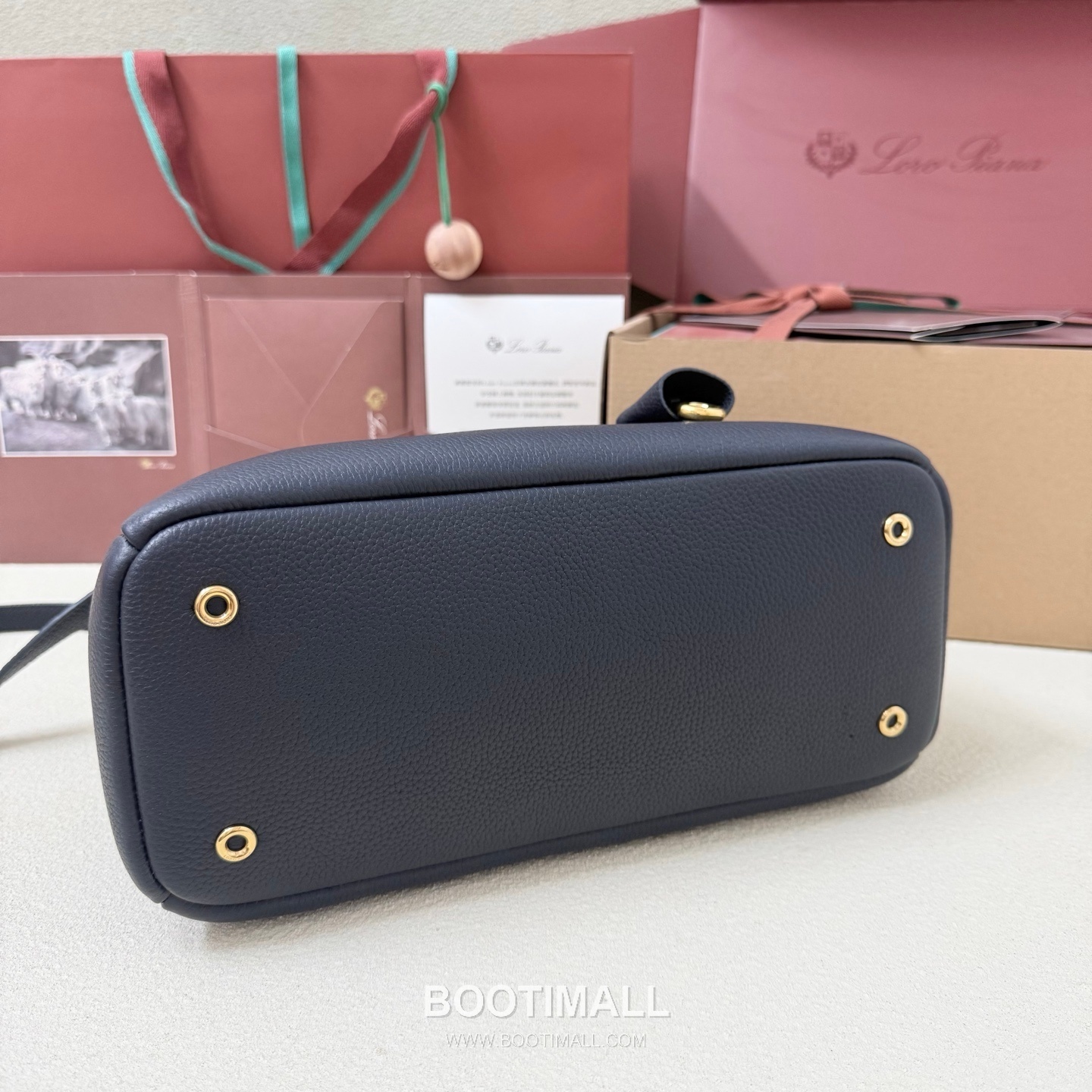 Loro Piana Needle Small Top Handle Bag FA 로로피아나 니들 스몰 토트백 카프스킨 31cm 3