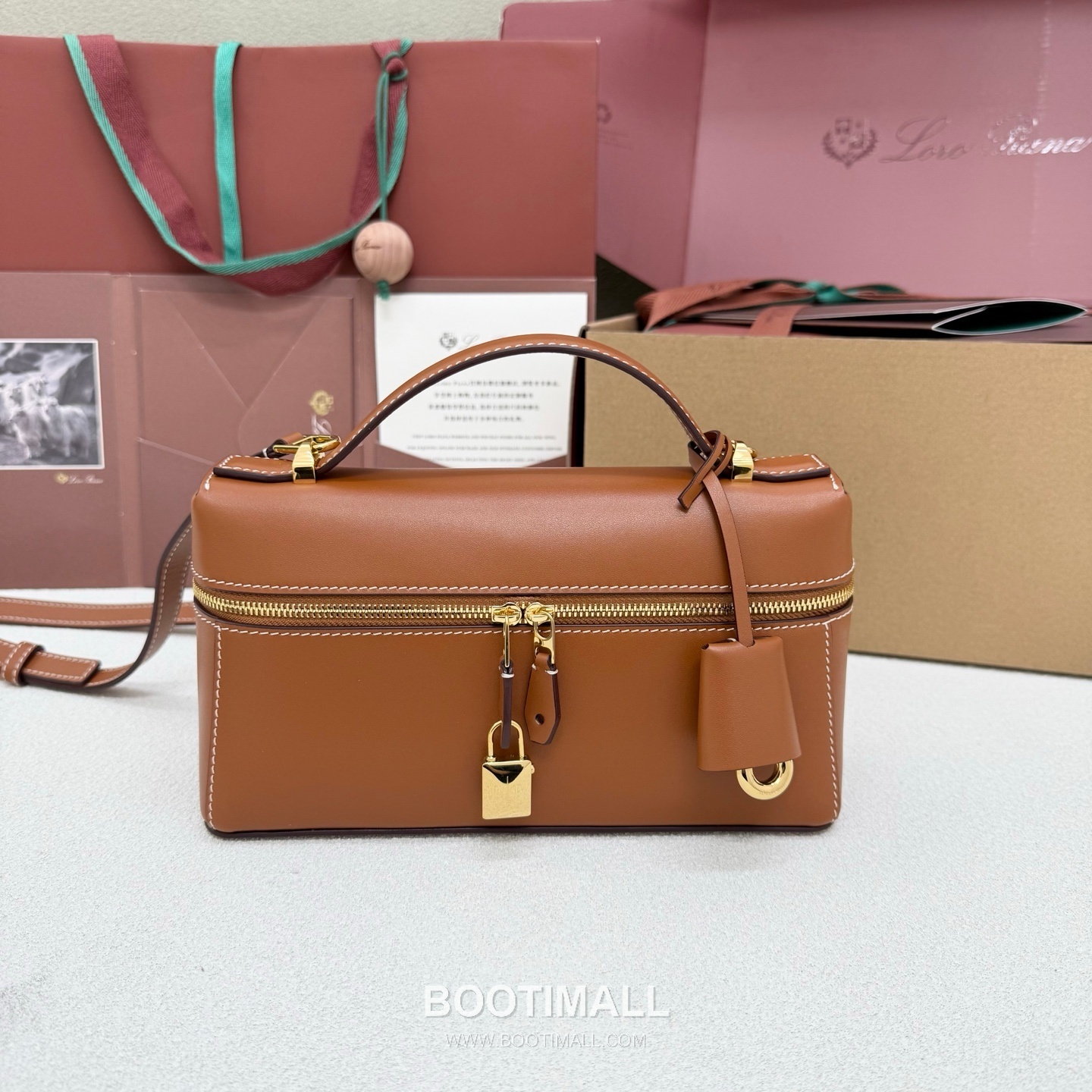 Loro Piana Extra Bag L23 Top Handle Bag FAQ2126 로로피아나 엑스트라 백 L23 토트백 카프스킨 23cm 1