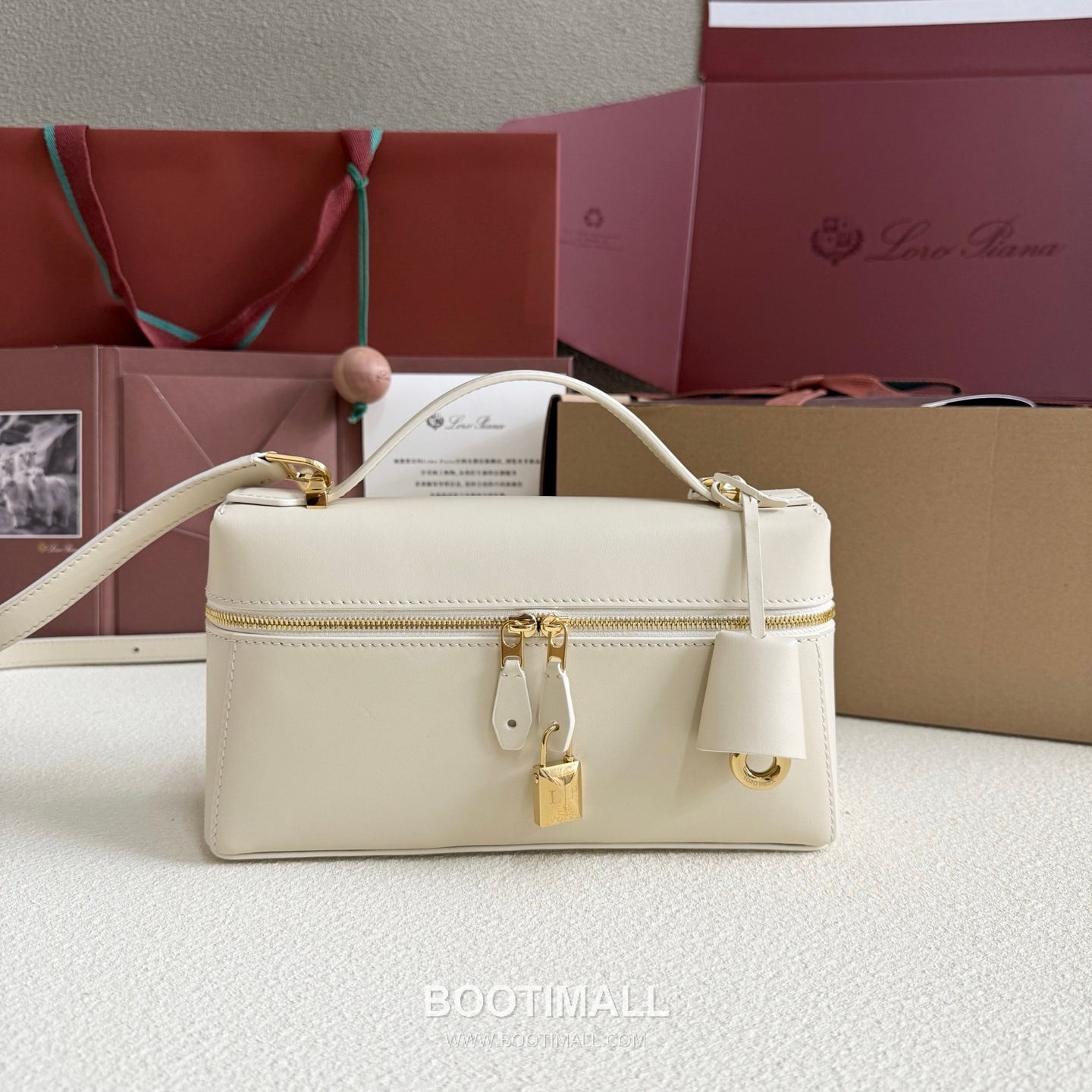 Loro Piana Extra Bag L23 Top Handle Bag FAQ2126 로로피아나 엑스트라 백 L23 토트백 카프스킨 23cm 1