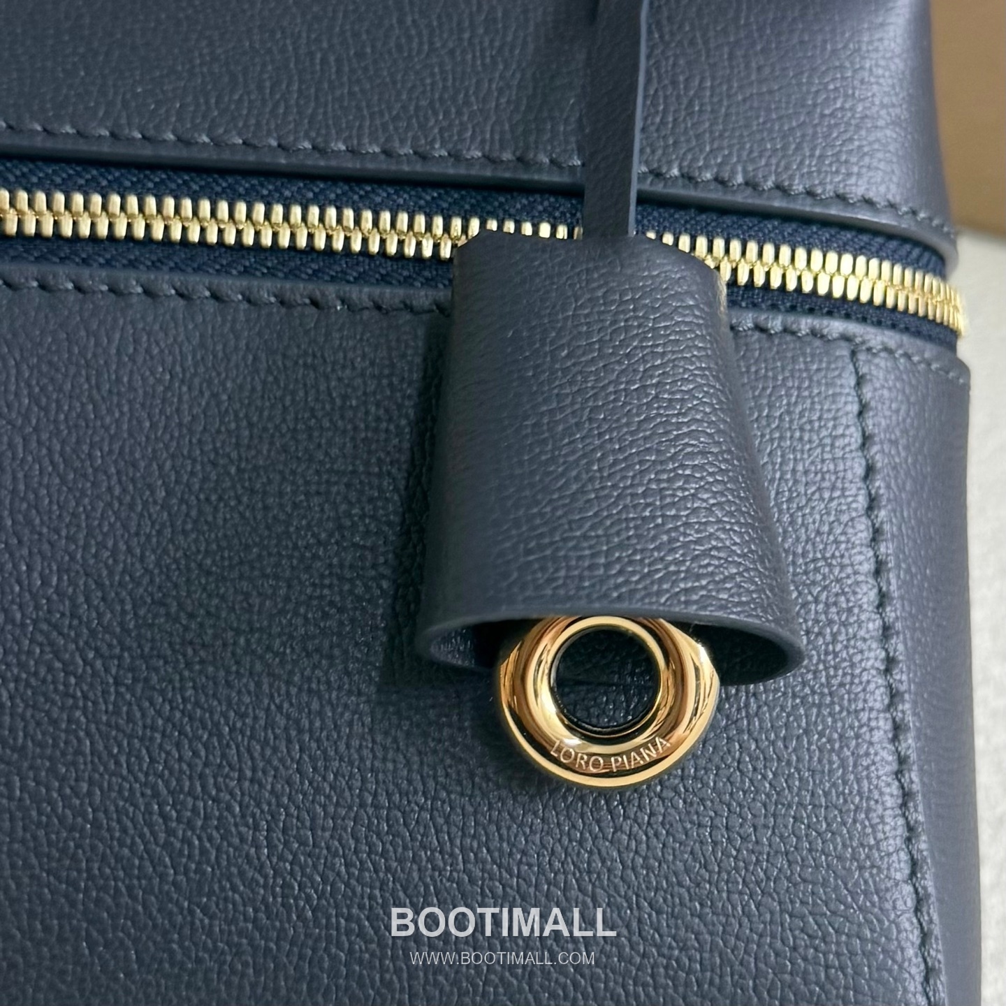 Loro Piana Extra Bag L23 Top Handle Bag FAQ2126 로로피아나 엑스트라 백 L23 토트백 카프스킨 23cm 8