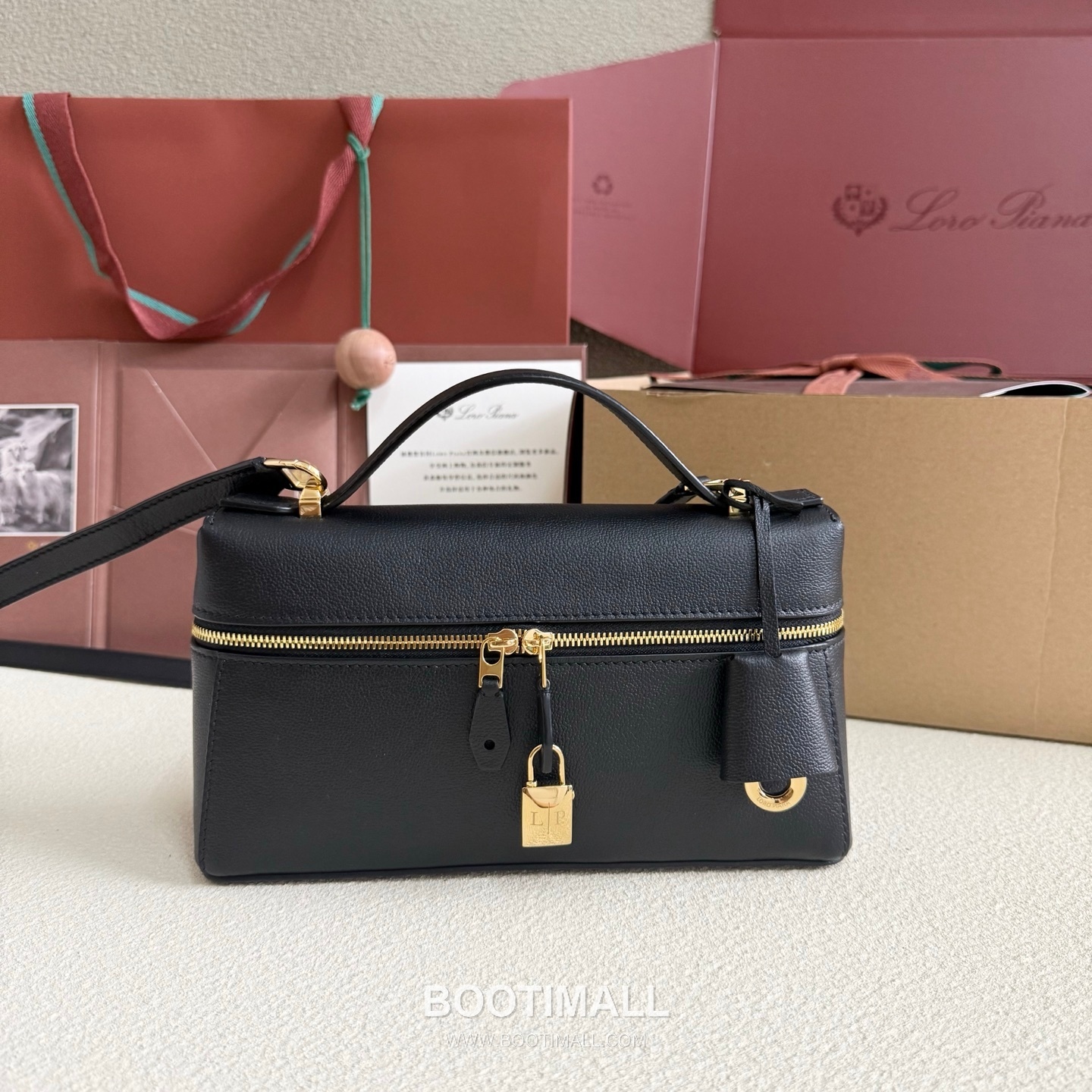 Loro Piana Extra Bag L23 Top Handle Bag FAQ2126 로로피아나 엑스트라 백 L23 토트백 카프스킨 23cm 1