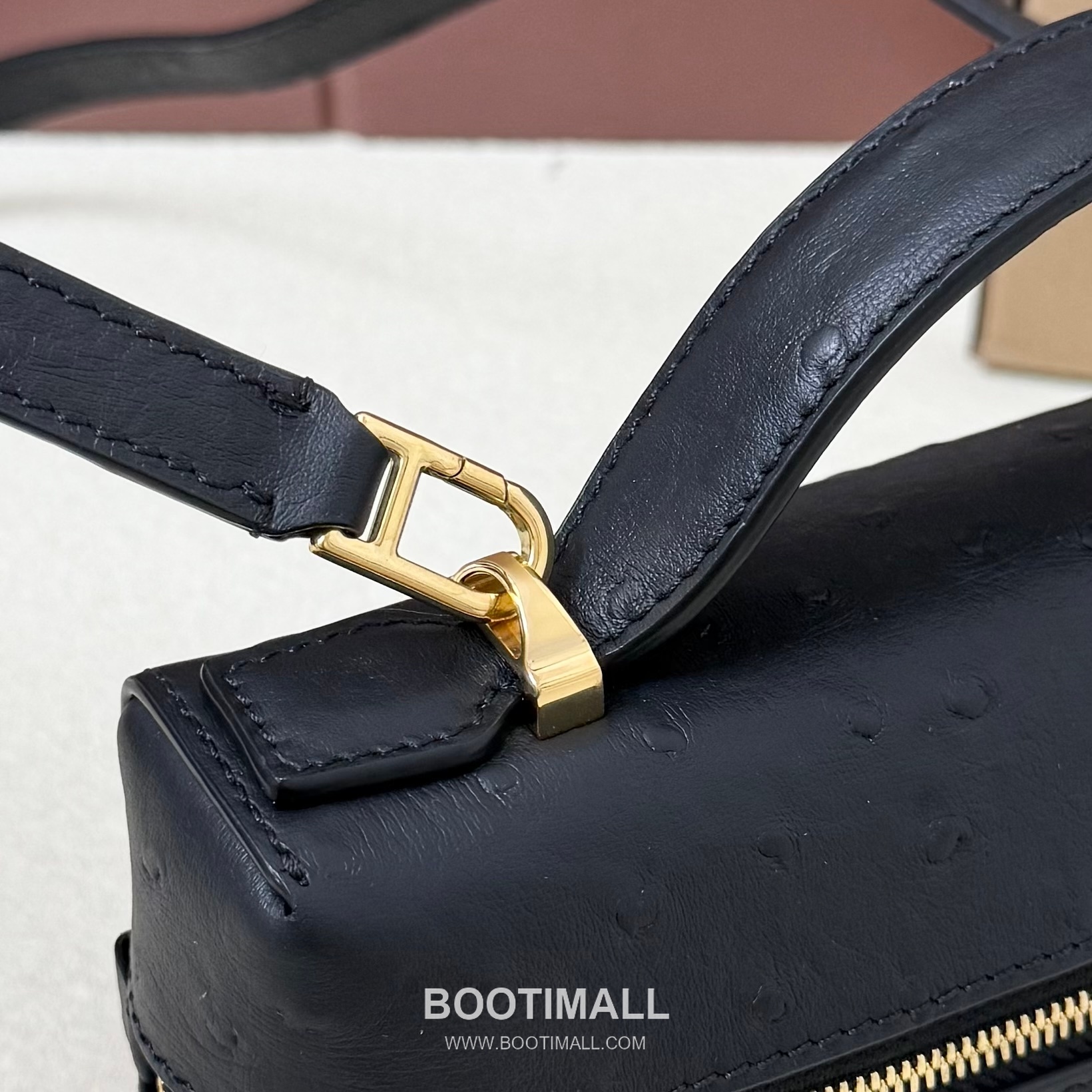 Loro Piana Extra Bag L23 Top Handle Bag FAQ2126 로로피아나 엑스트라 백 L23 토트백 오스트리치 엠보싱 카프스킨 23cm 6