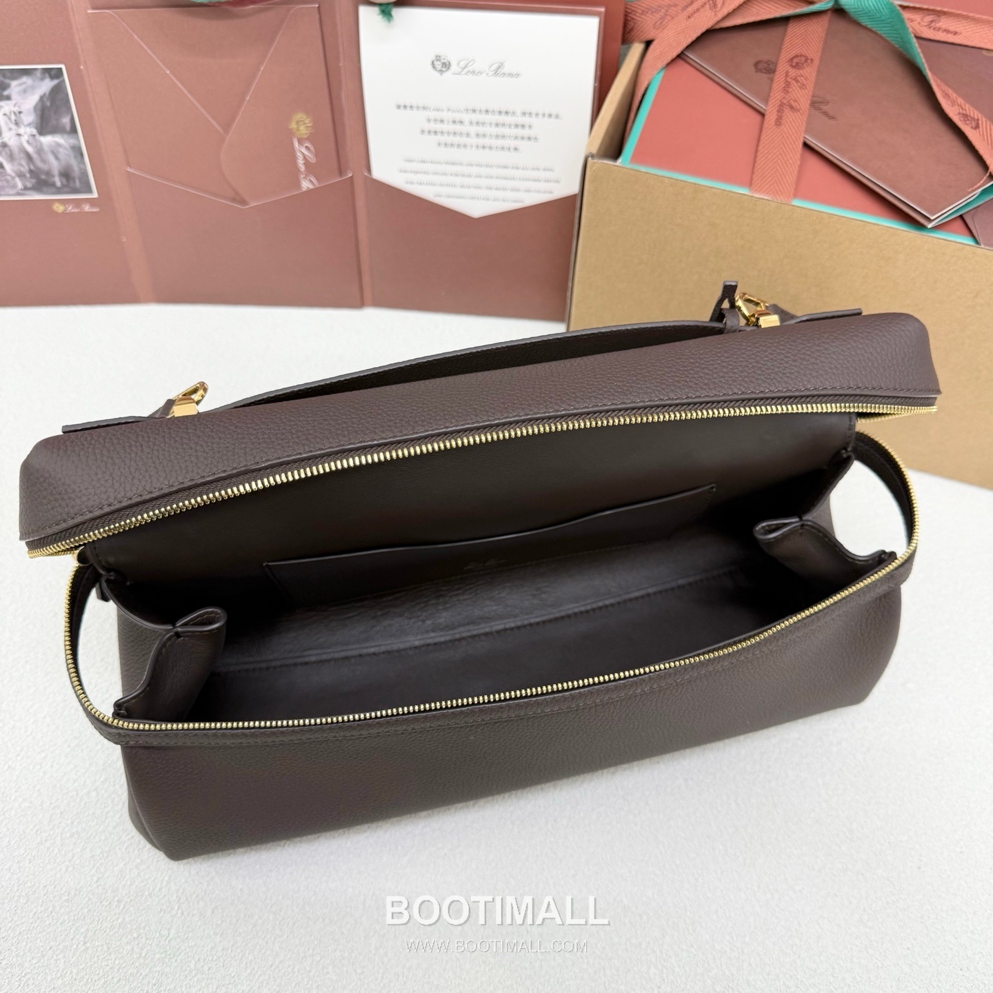 Loro Piana Extra Softy Bag L33 Top Handle Bag FAQ6591 로로피아나 엑스트라 소프티 백 L33 토트백 카프스킨 33cm 9