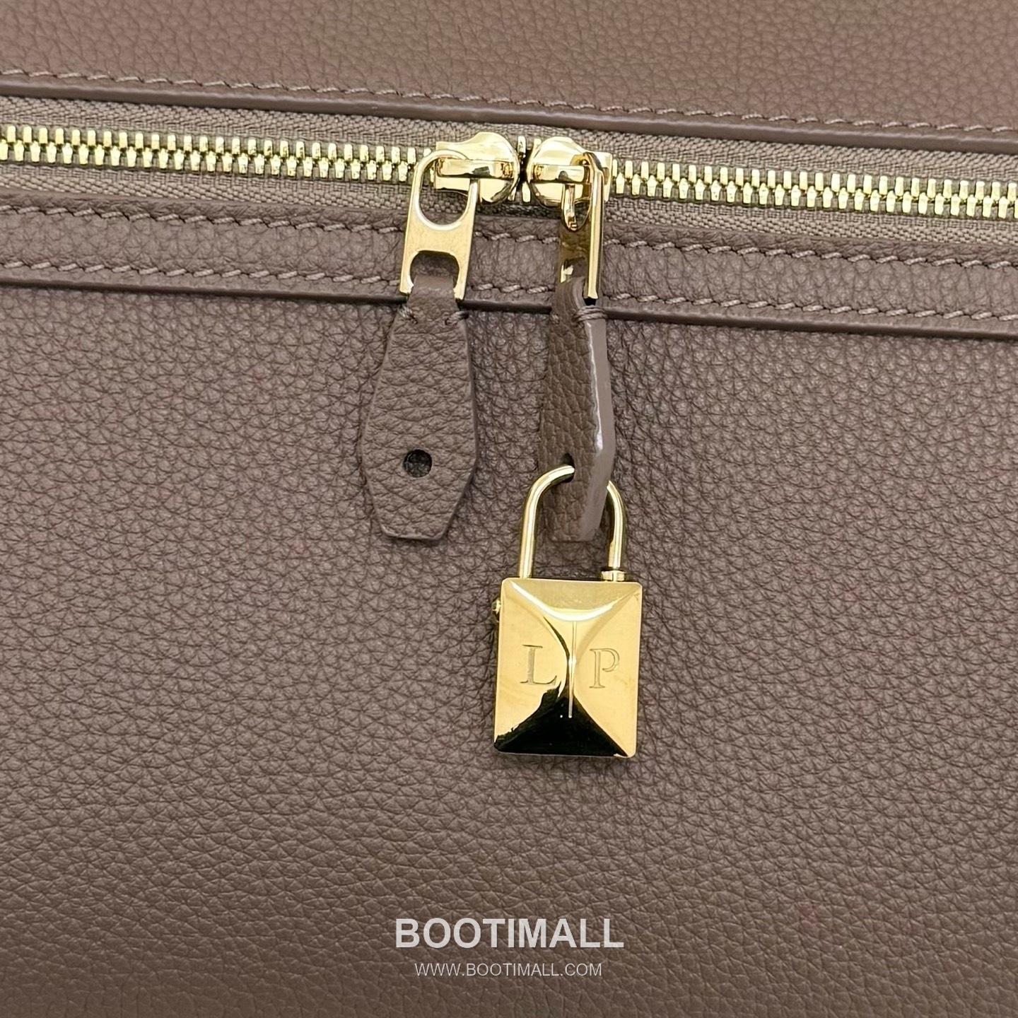 Loro Piana Extra Softy Bag L33 Top Handle Bag FAQ6591 로로피아나 엑스트라 소프티 백 L33 토트백 카프스킨 33cm 5