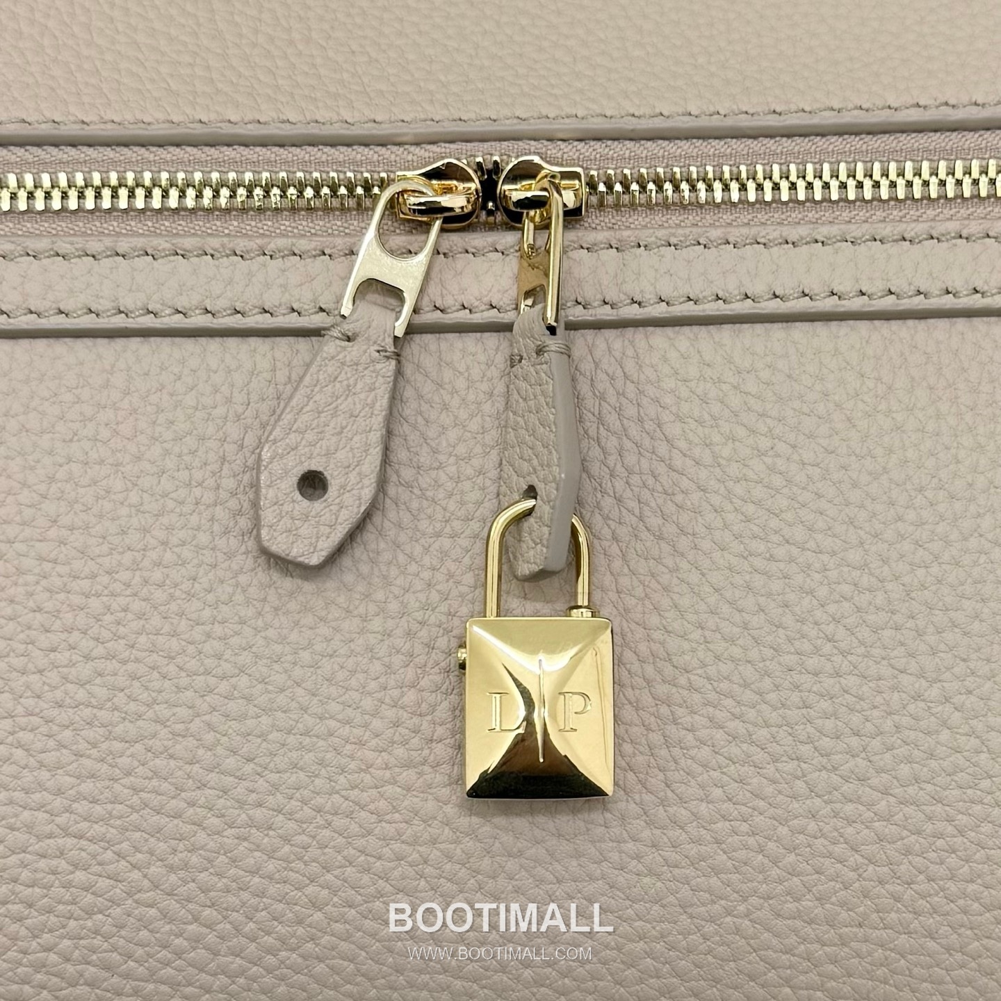 Loro Piana Extra Softy Bag L33 Top Handle Bag FAQ6591 로로피아나 엑스트라 소프티 백 L33 토트백 카프스킨 33cm 6