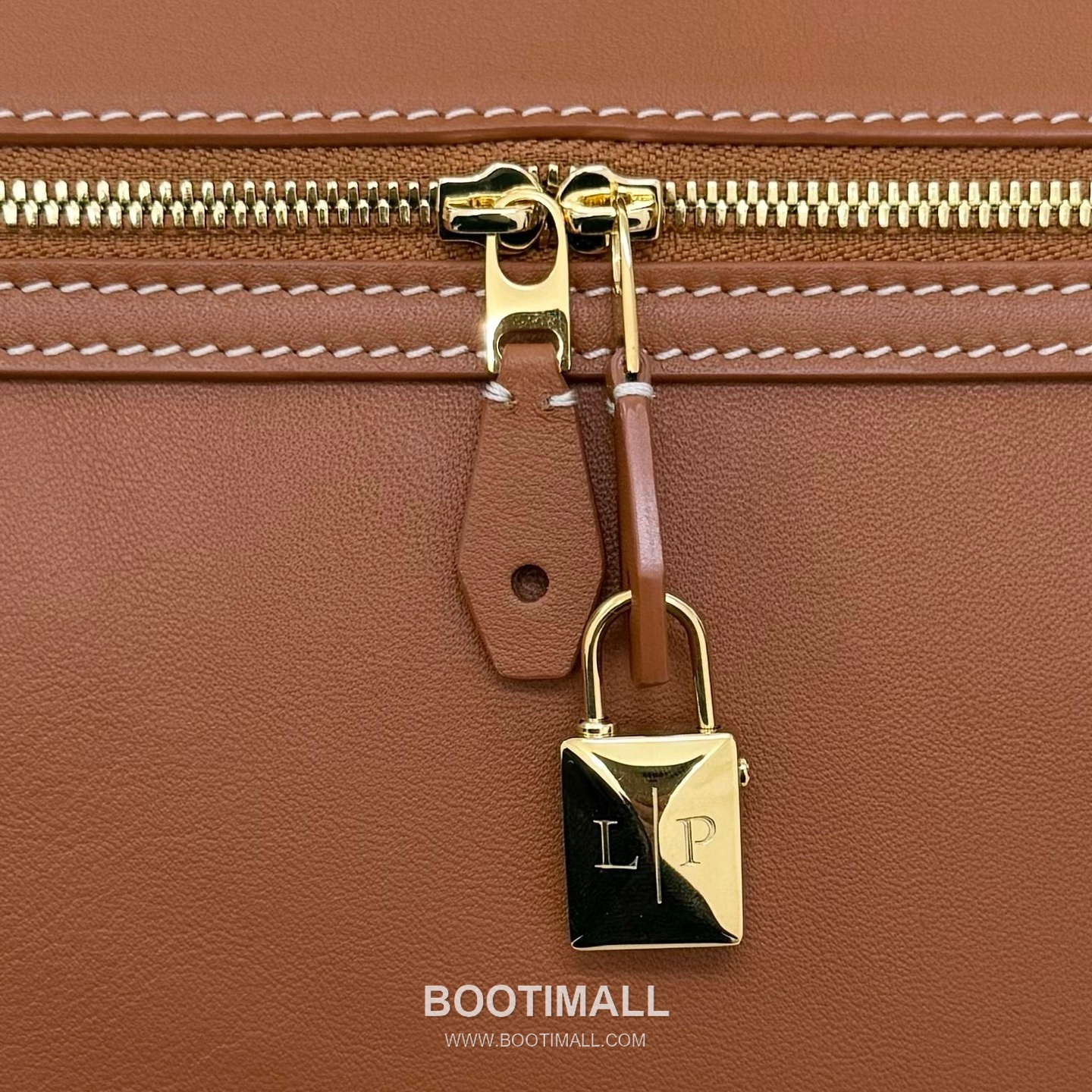 Loro Piana Extra Softy Bag L33 Top Handle Bag FAQ6591 로로피아나 엑스트라 소프티 백 L33 토트백 카프스킨 33cm 5